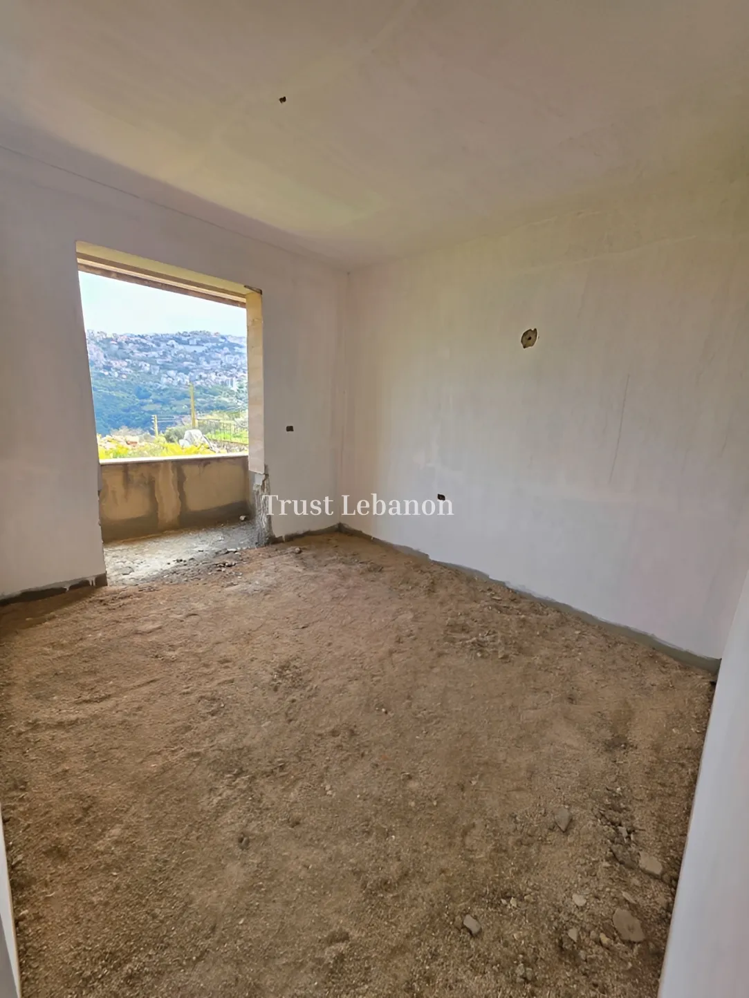 Apartment for sale in Qornet El Hamra, Lebanon