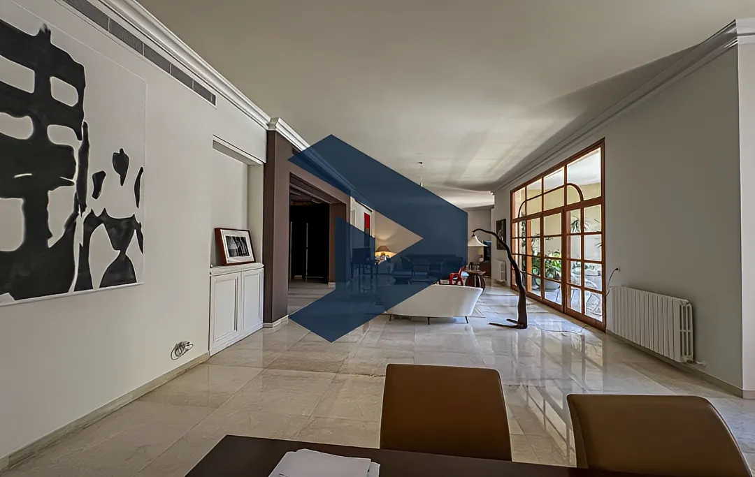 Apartment for sale in Gemmayzeh, Beirut, Lebanon - 3 bed, 4 bath