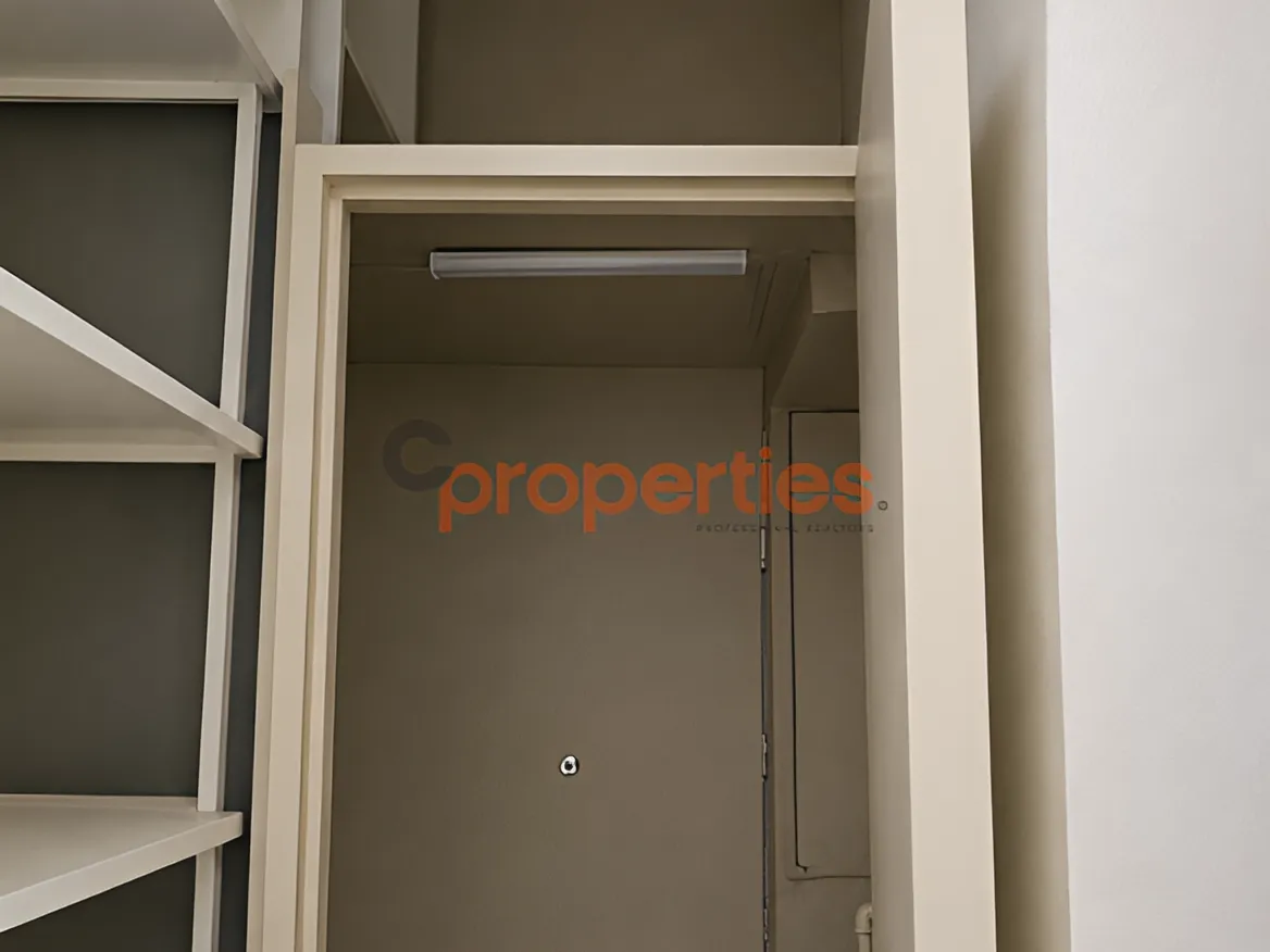 Shop for Rent in Remeil