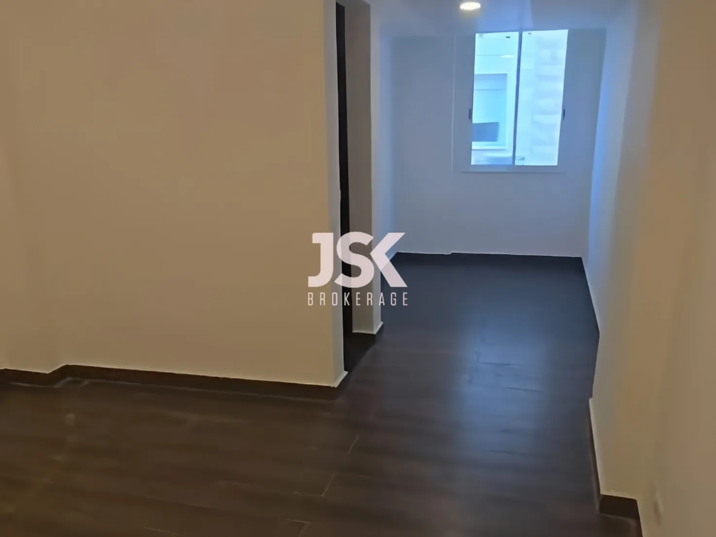 Apartment for Sale in Aamchit