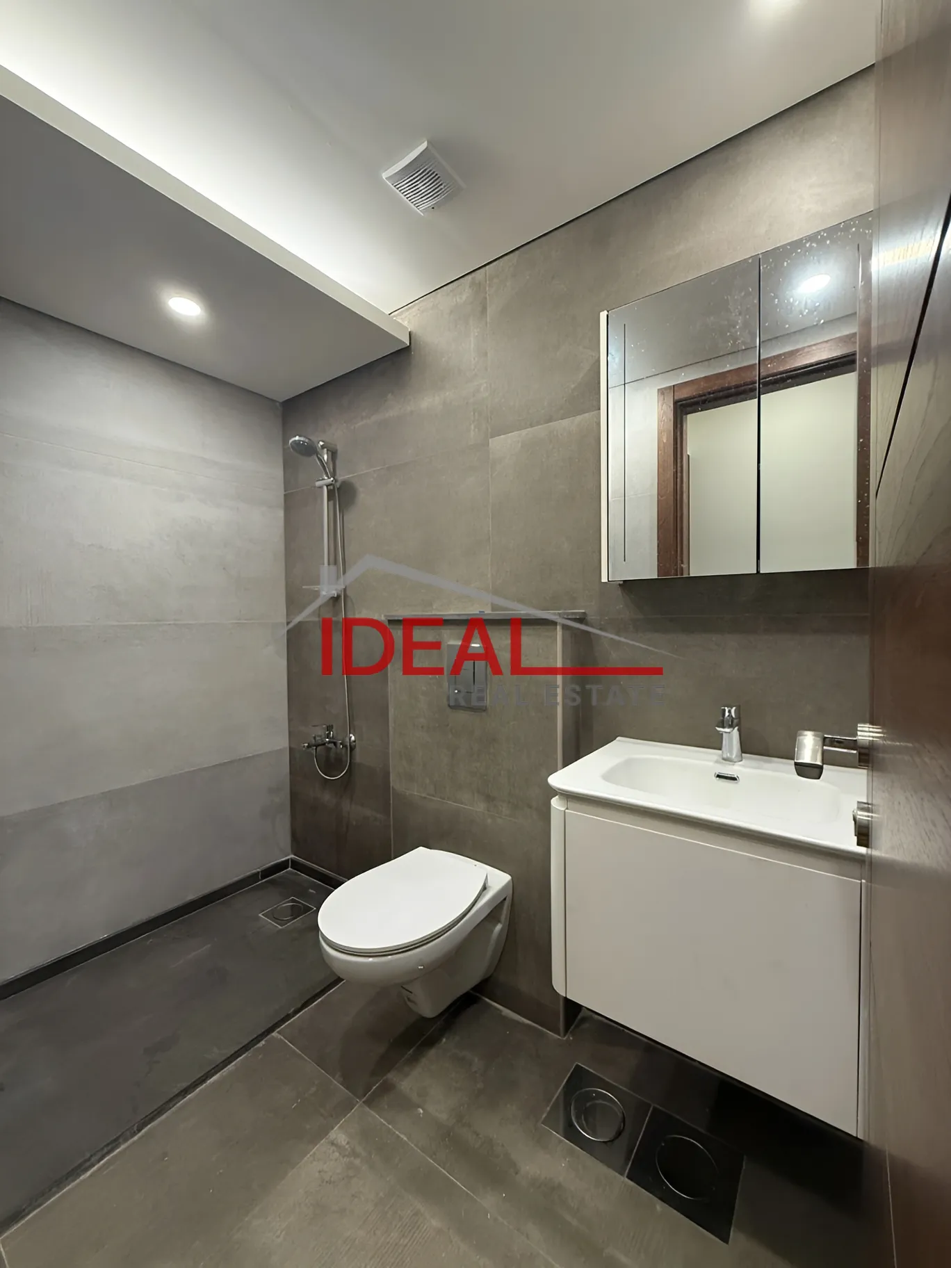 Apartment for sale in Naqqache, Lebanon