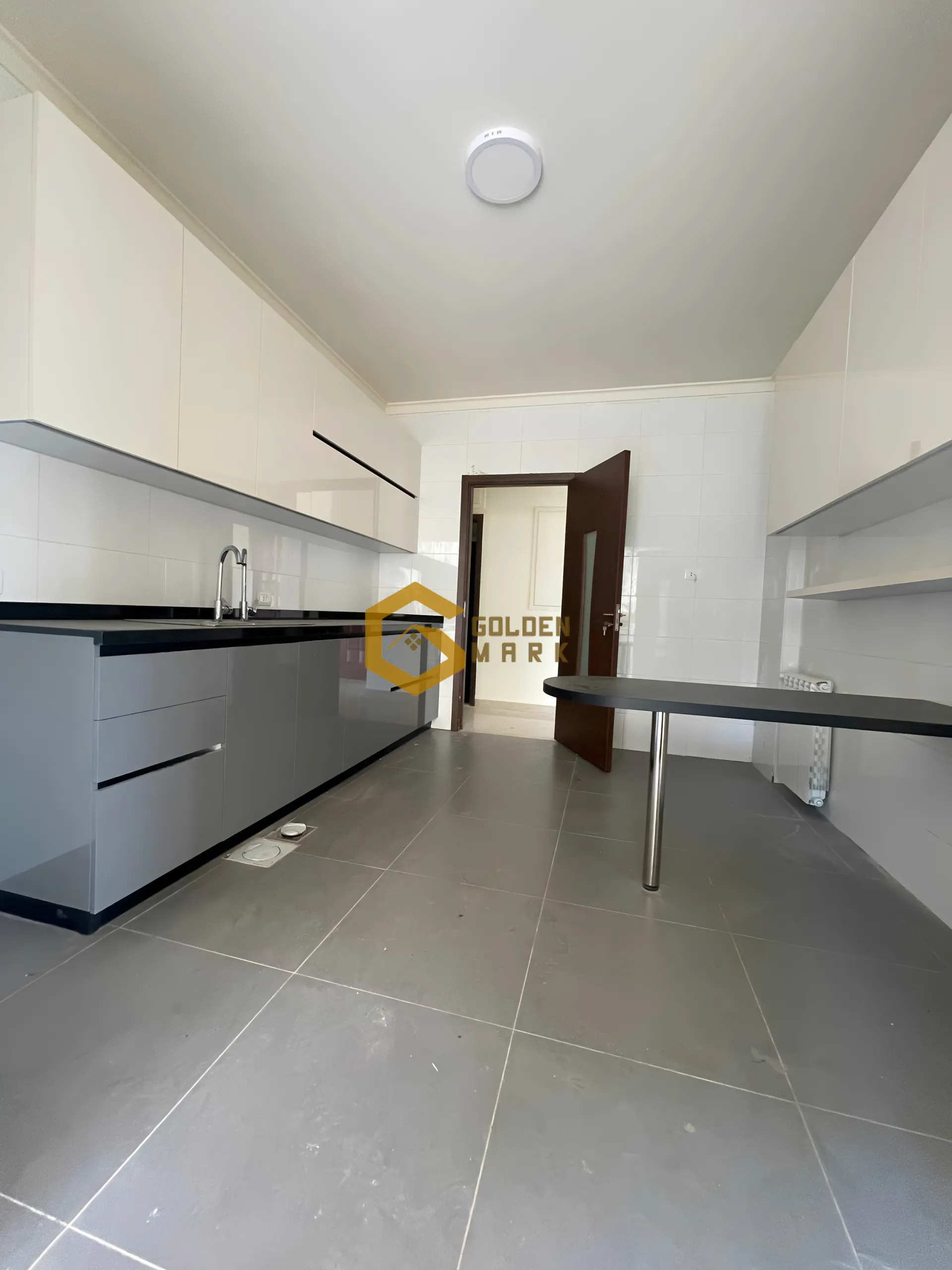 Apartment for Sale in Ajaltoun