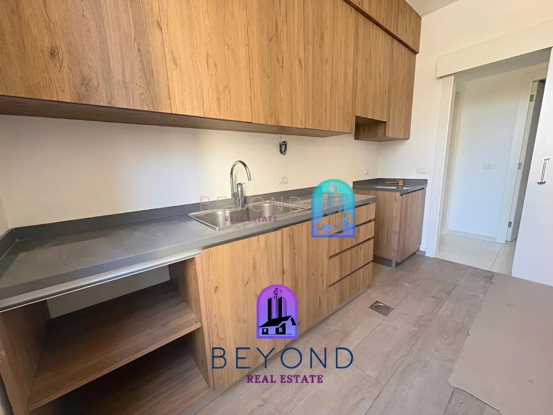 Apartment for rent in Hamra, Beirut, Lebanon - 2 bed, 3 bath