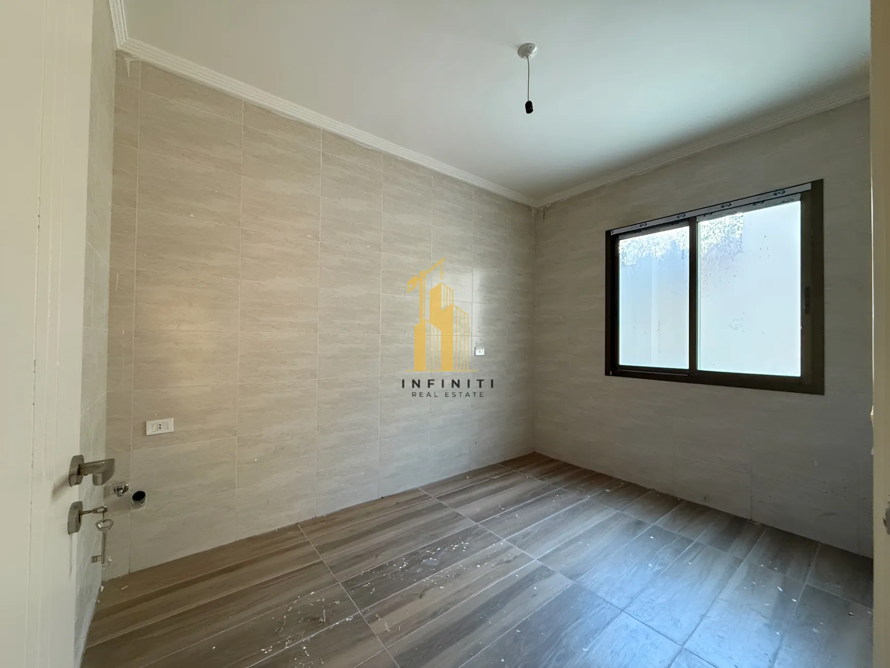 Apartment for sale in Chouaifet El Aamroussieh, Lebanon - 3 bed, 2 bath