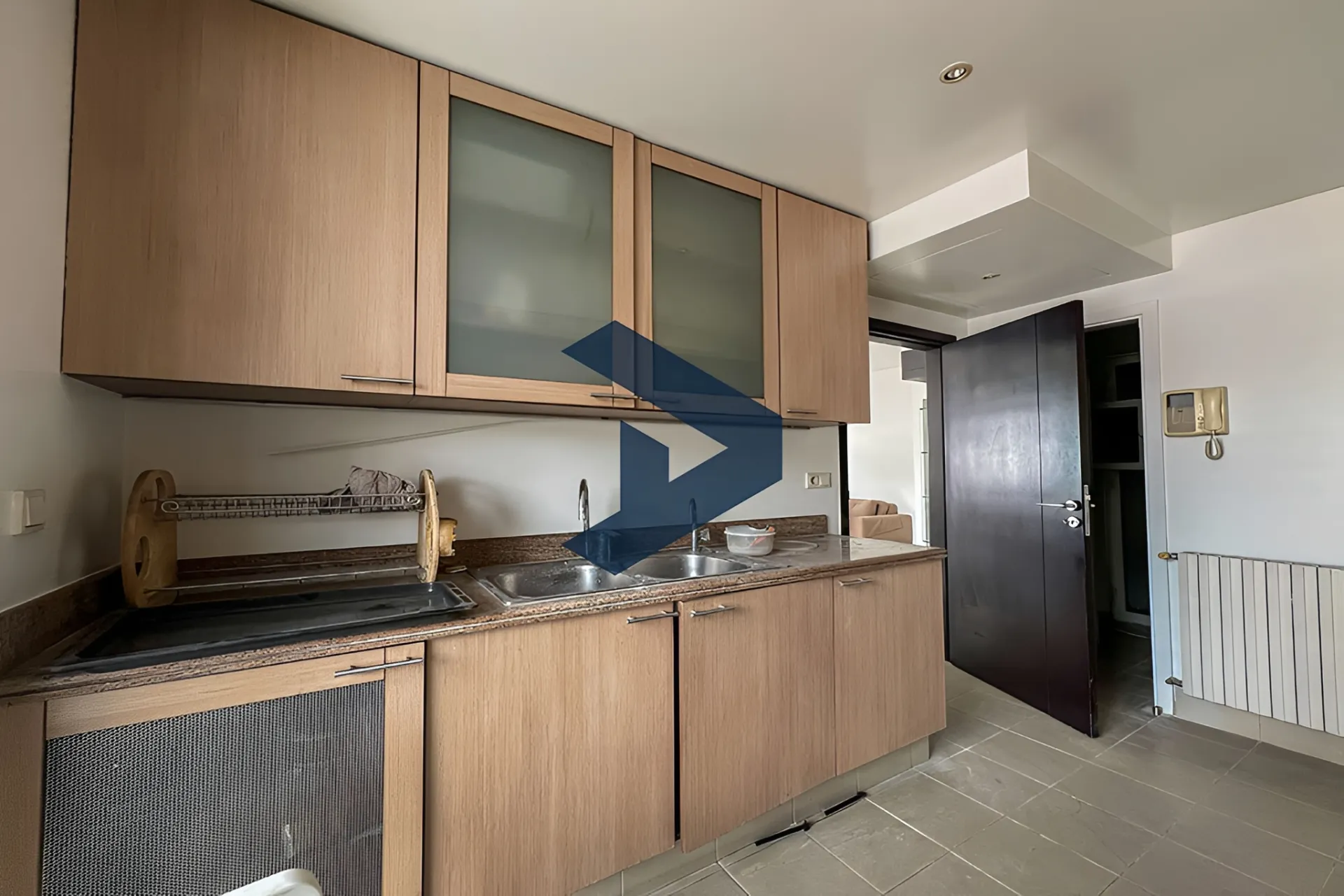 Apartment for rent in Caree d'or, Achrafieh, Lebanon