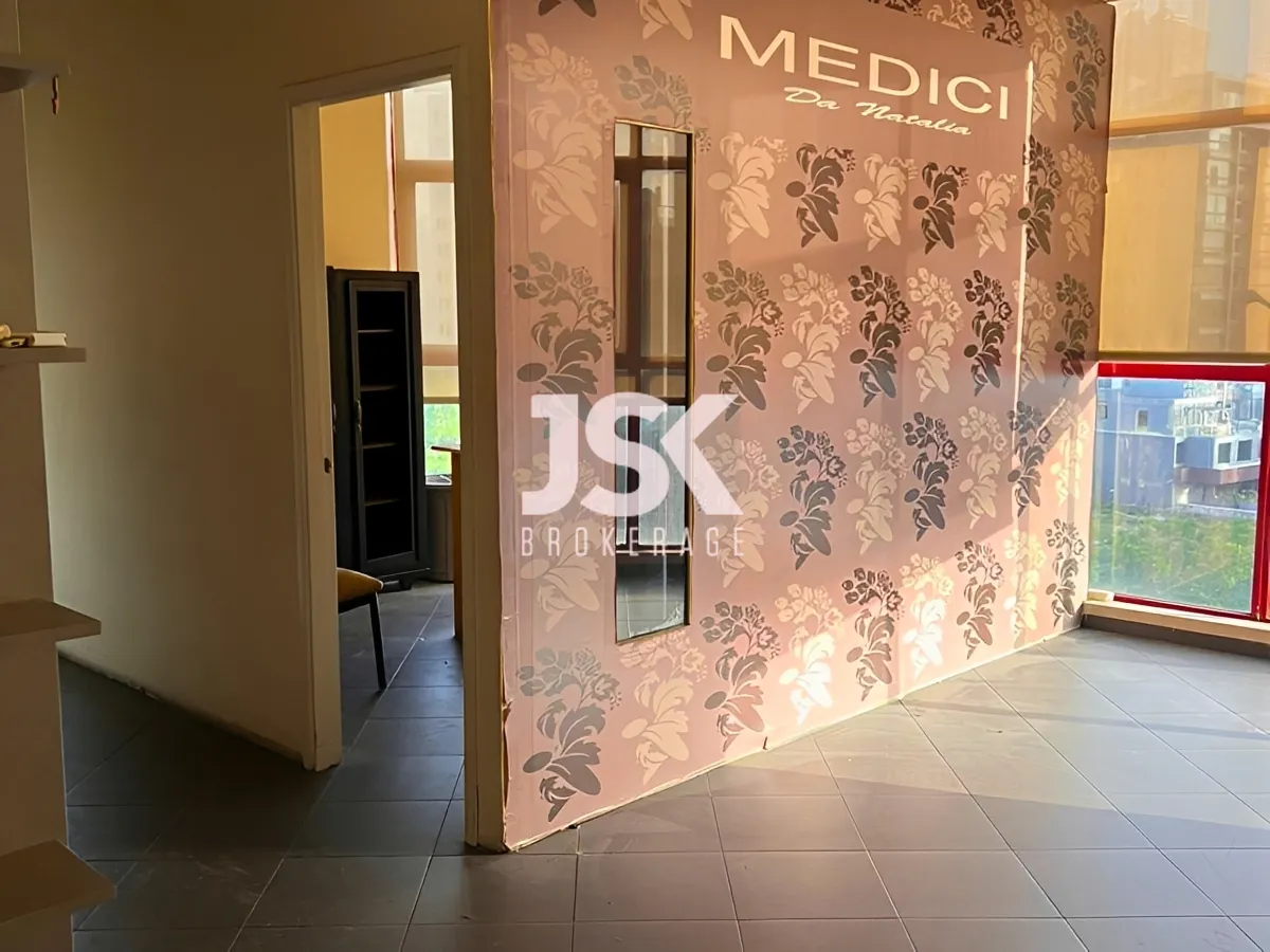 Office for rent in Zalqa