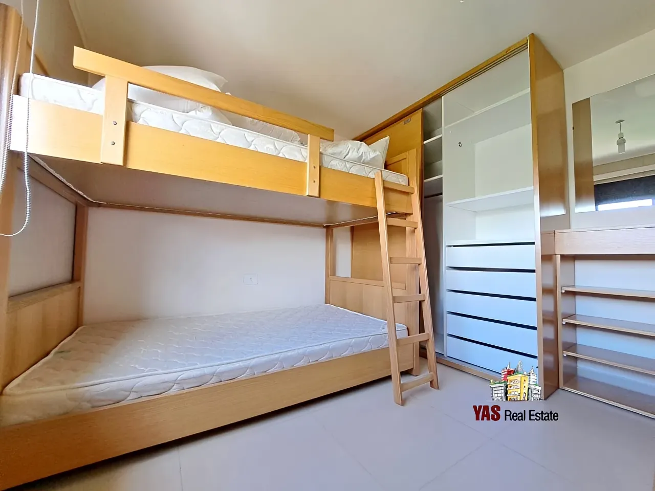 Chalet for Sale in Faytroun - 3 bed, 2 bath
