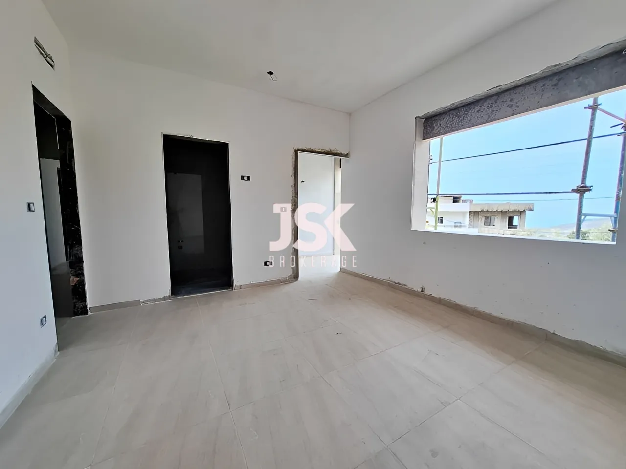 Apartment for Sale in Ghadras