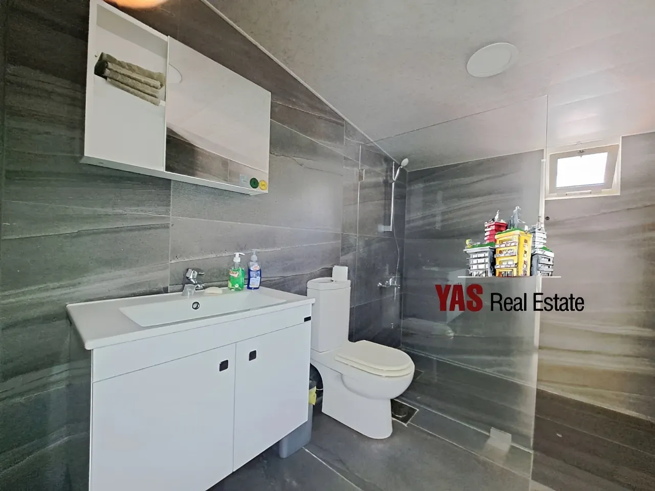 Chalet for rent in Faytroun - 1 bed, 2 bath