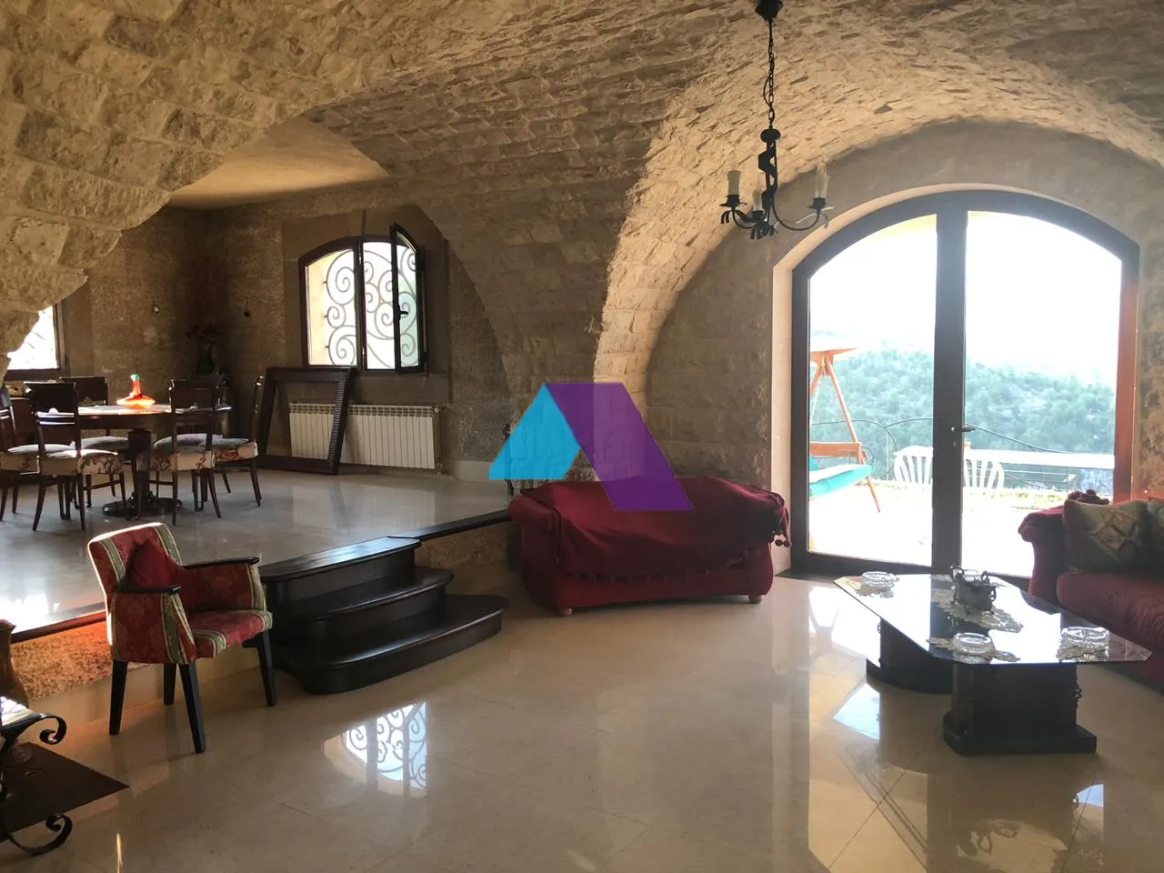 Villa for Sale in Ajaltoun