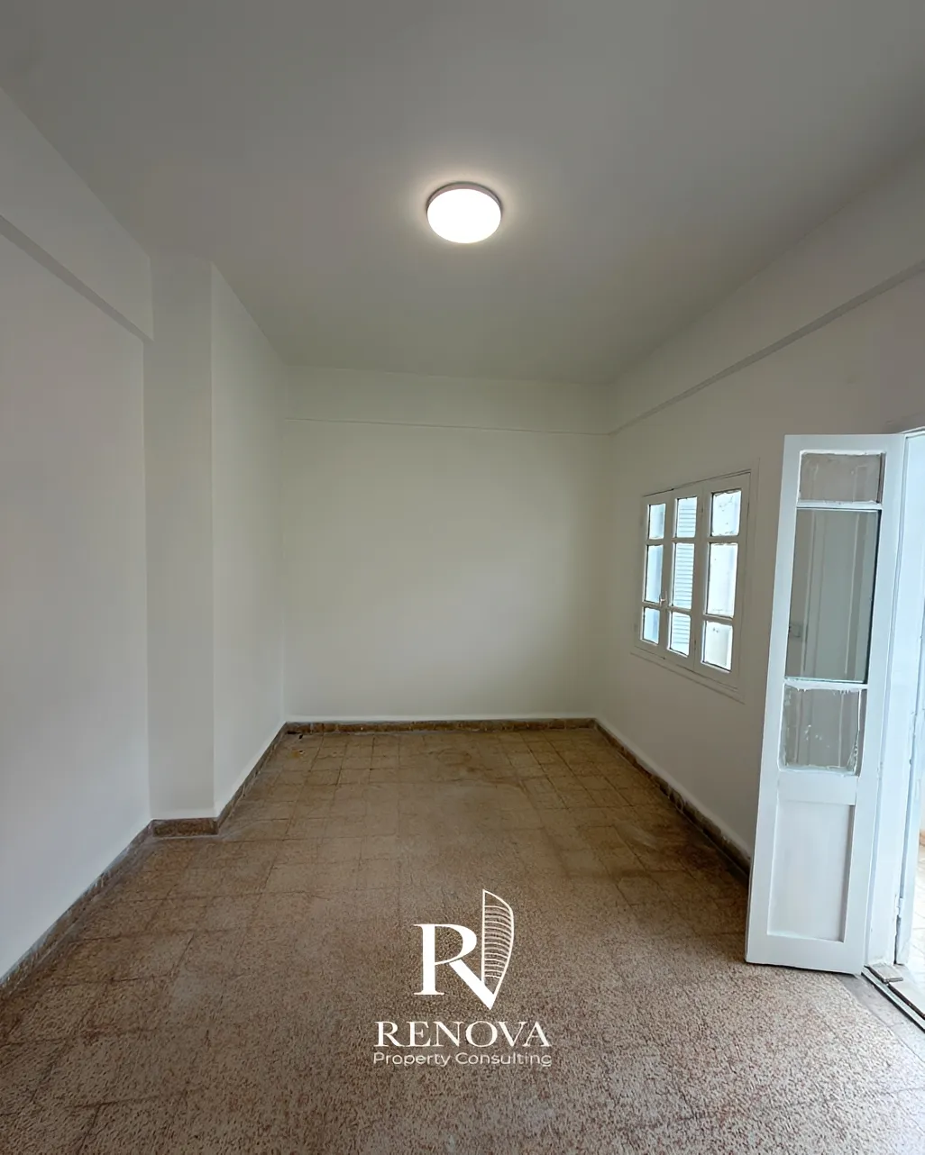 Apartment for sale in Forn El Chebbak