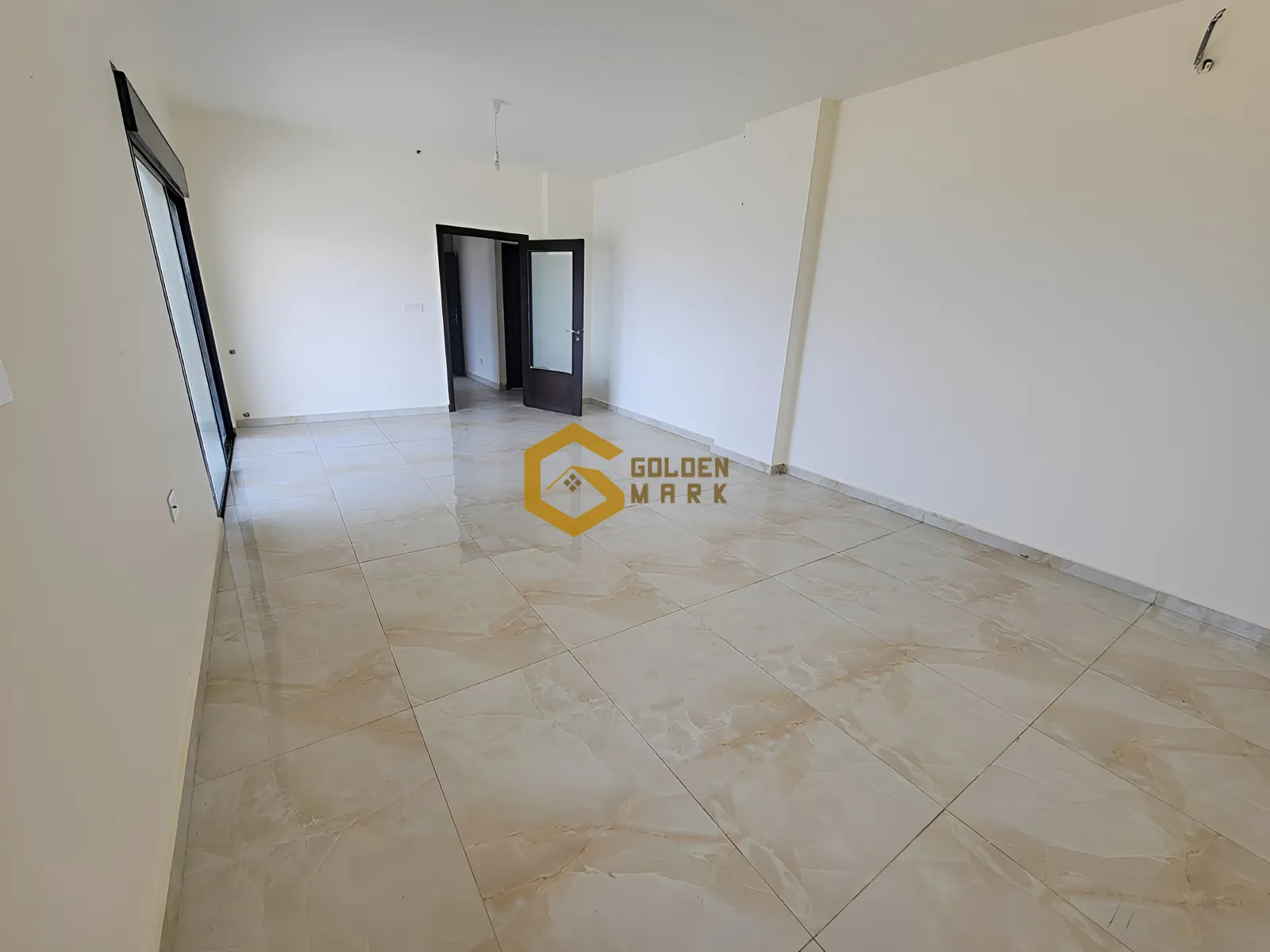 Apartment for Sale in Halat