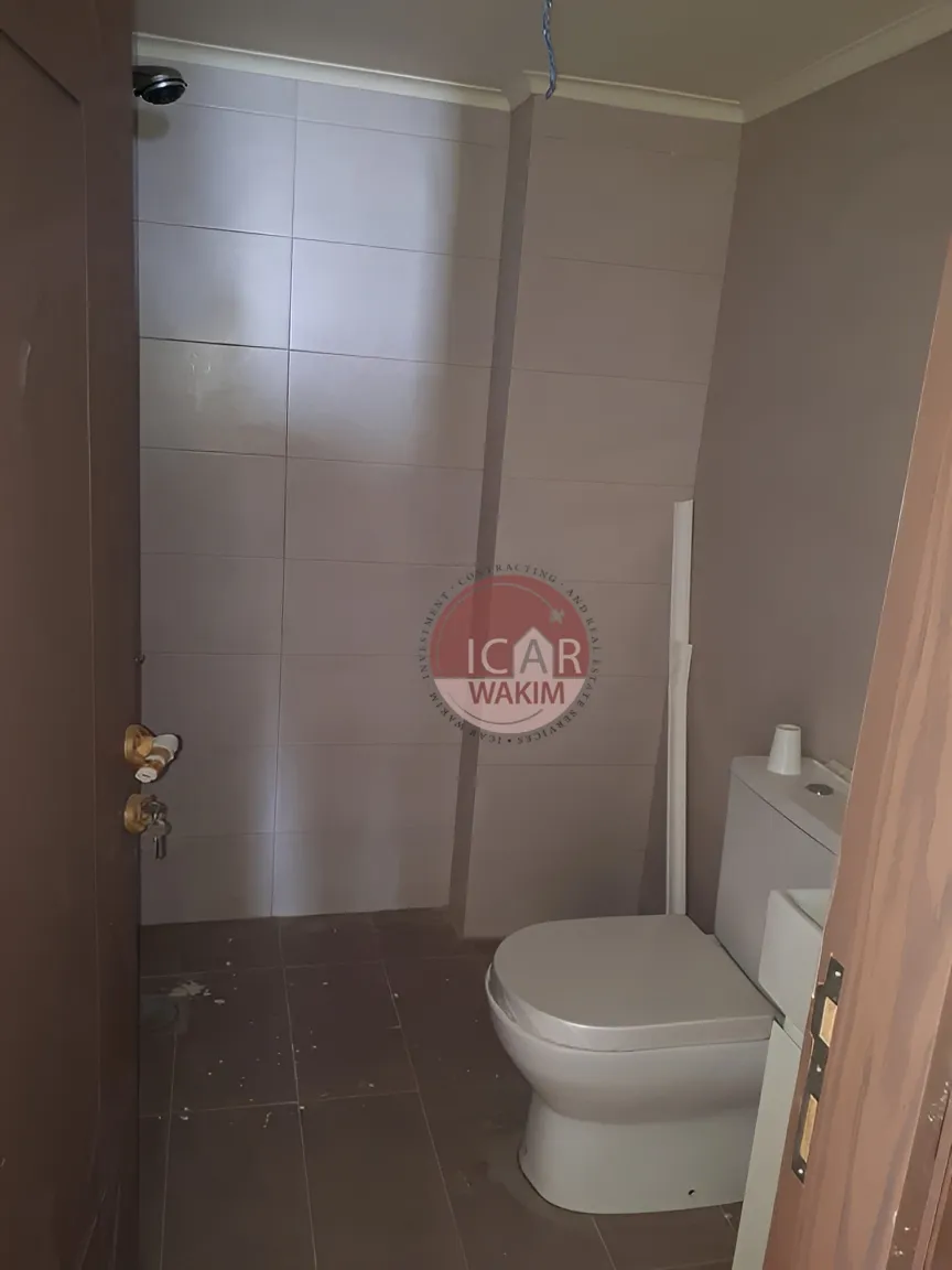 Apartment for Sale in Ain Aalaq