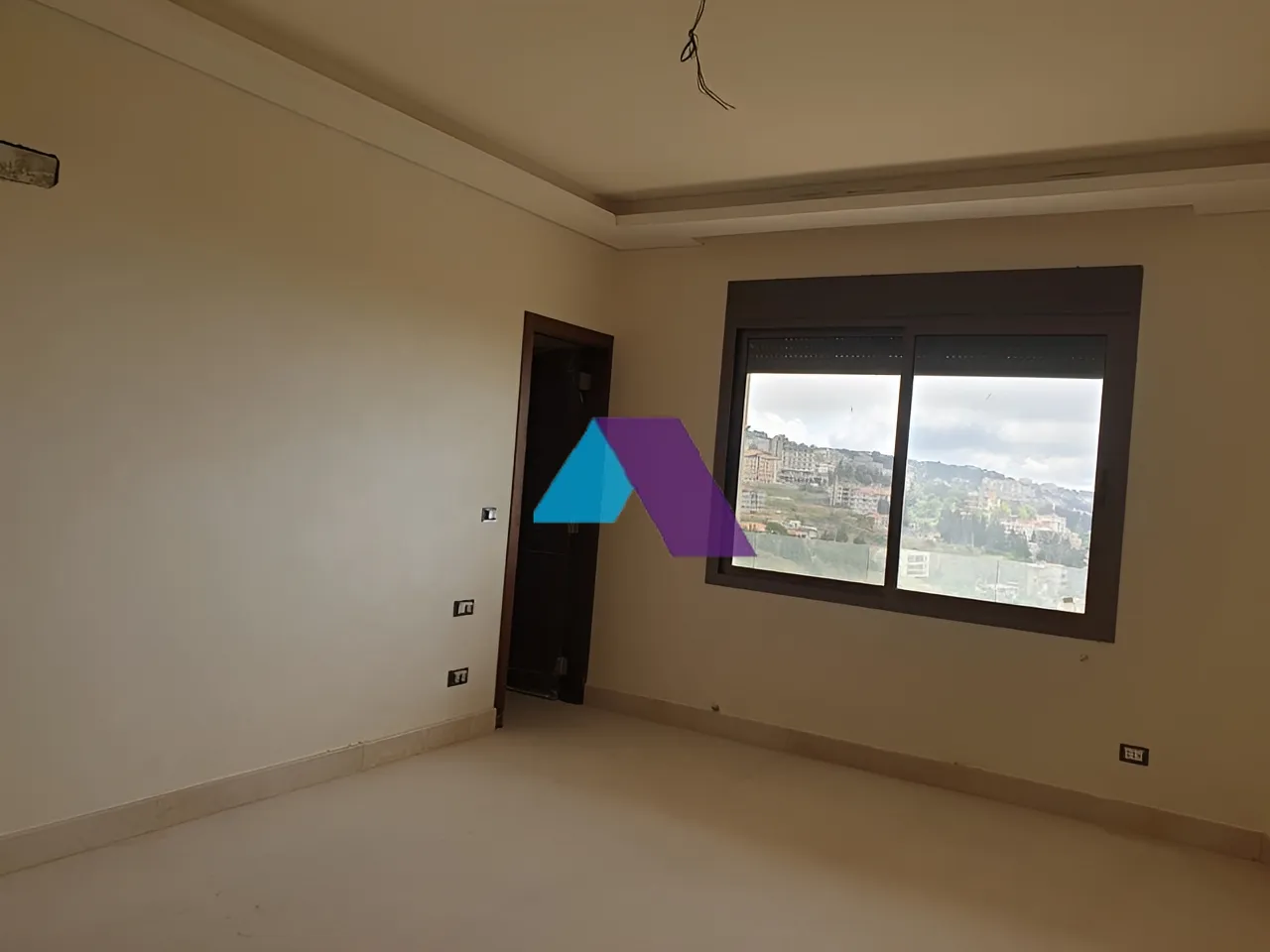 Apartment for Sale in Aabadiyeh