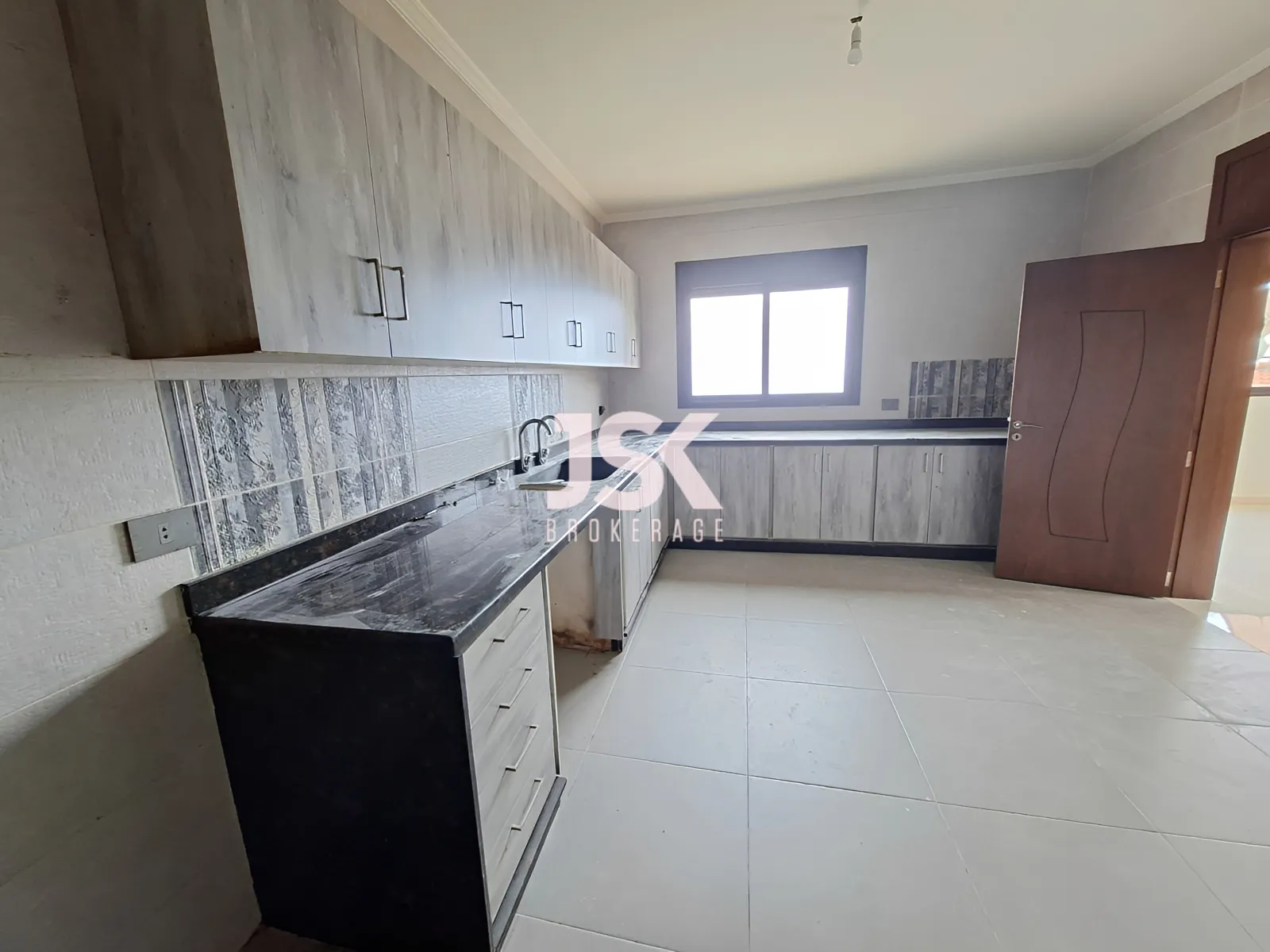 Apartment for Sale in Blat