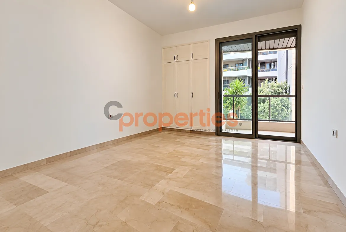 Apartment for Sale in Hamra