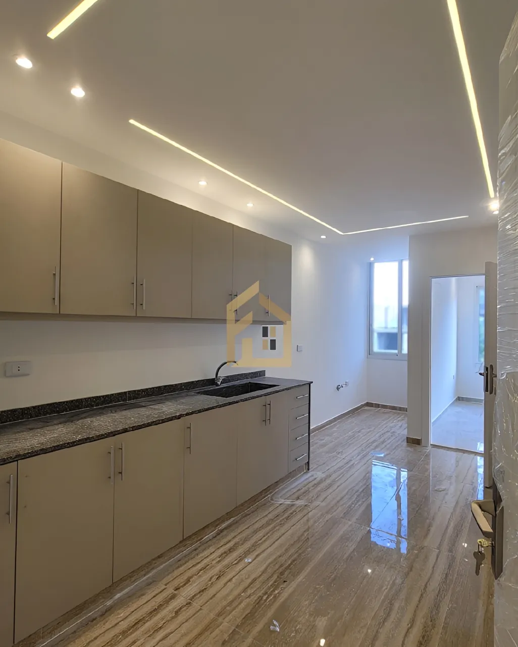 Apartment for sale in Forn El Chebbak, Lebanon - 3 bed, 4 bath