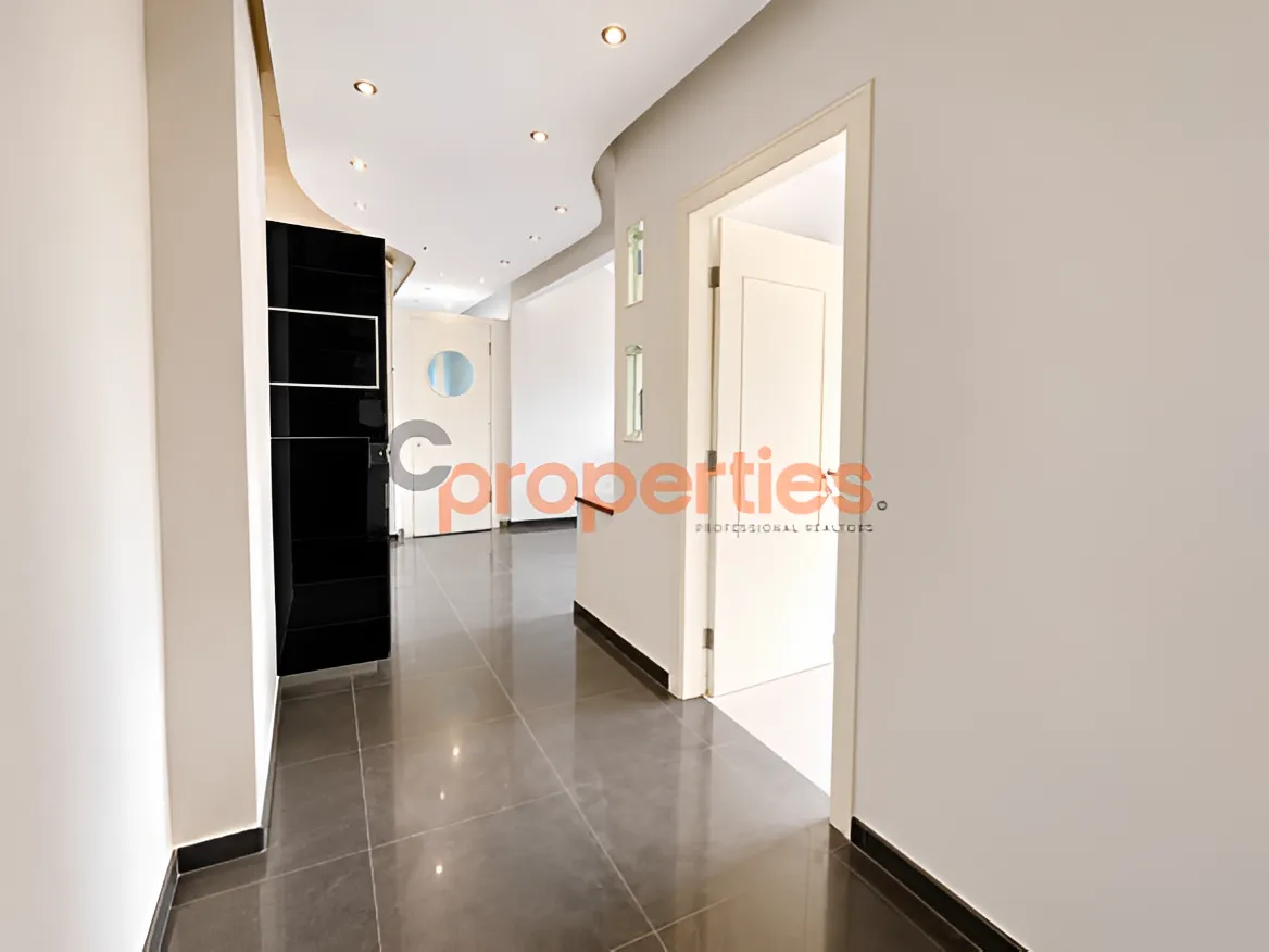 Office for Rent in Zalqa
