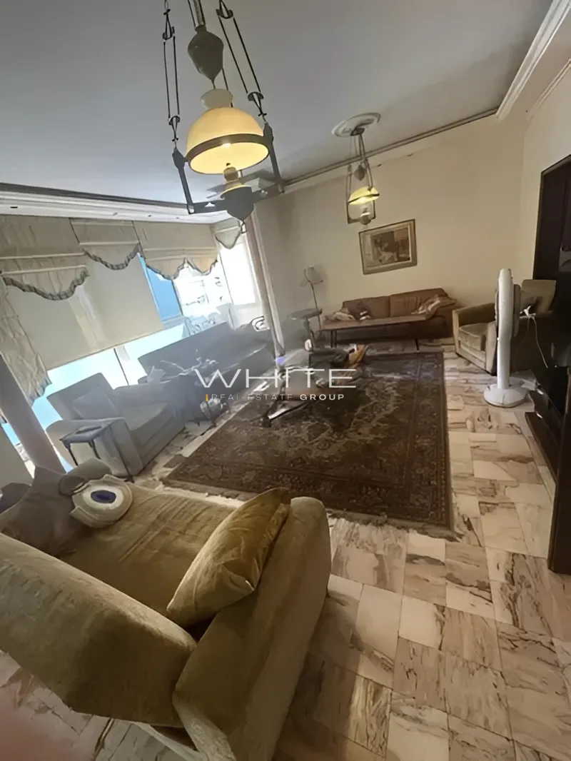 Apartment for Sale in Verdun - 4 bed, 2 bath