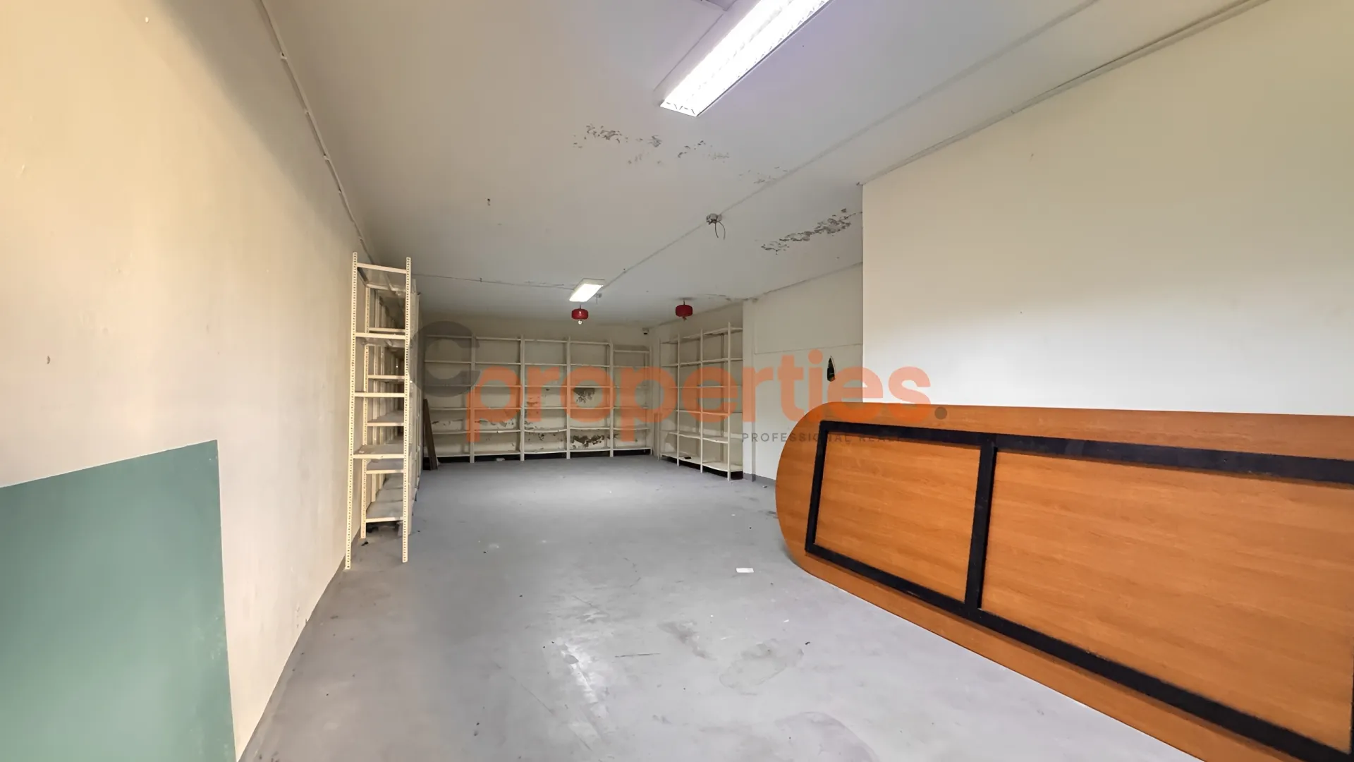 Warehouse for Rent in Aaoukar