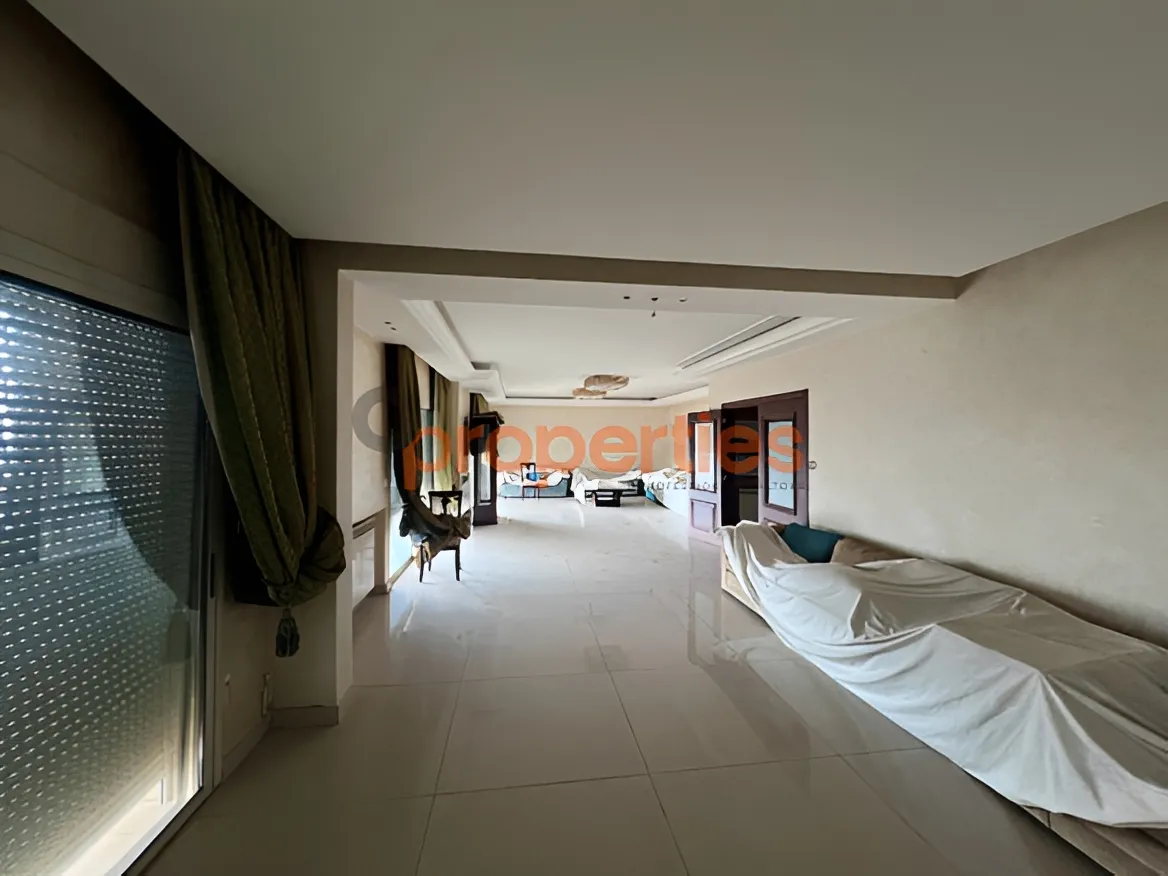 Apartment for Sale in Mar Roukouz - 5 bed, 7 bath