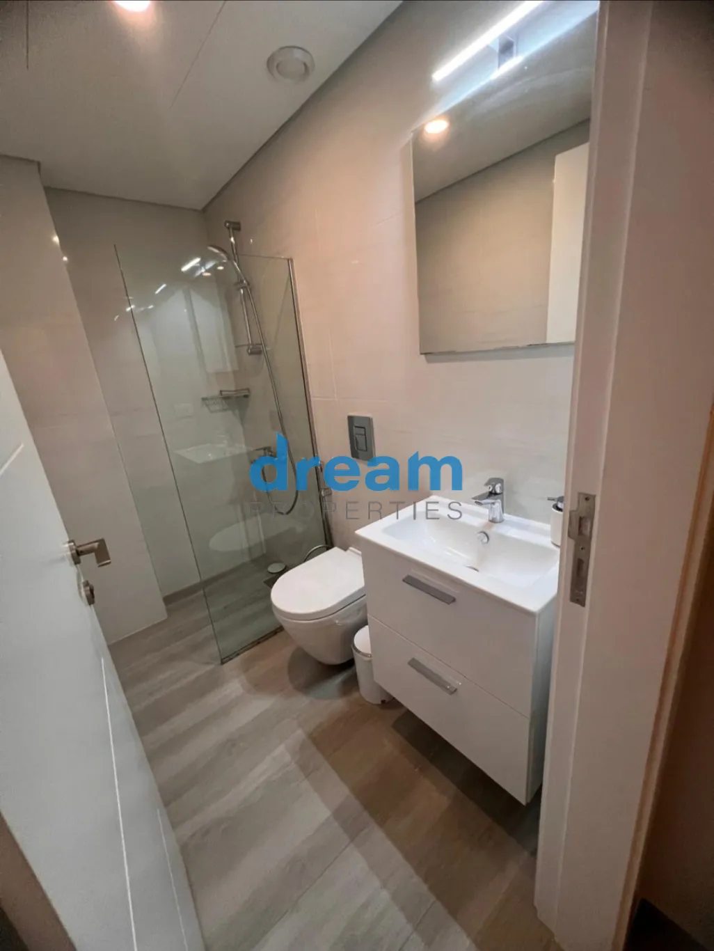 Apartment for rent in Hamra, Beirut, Lebanon