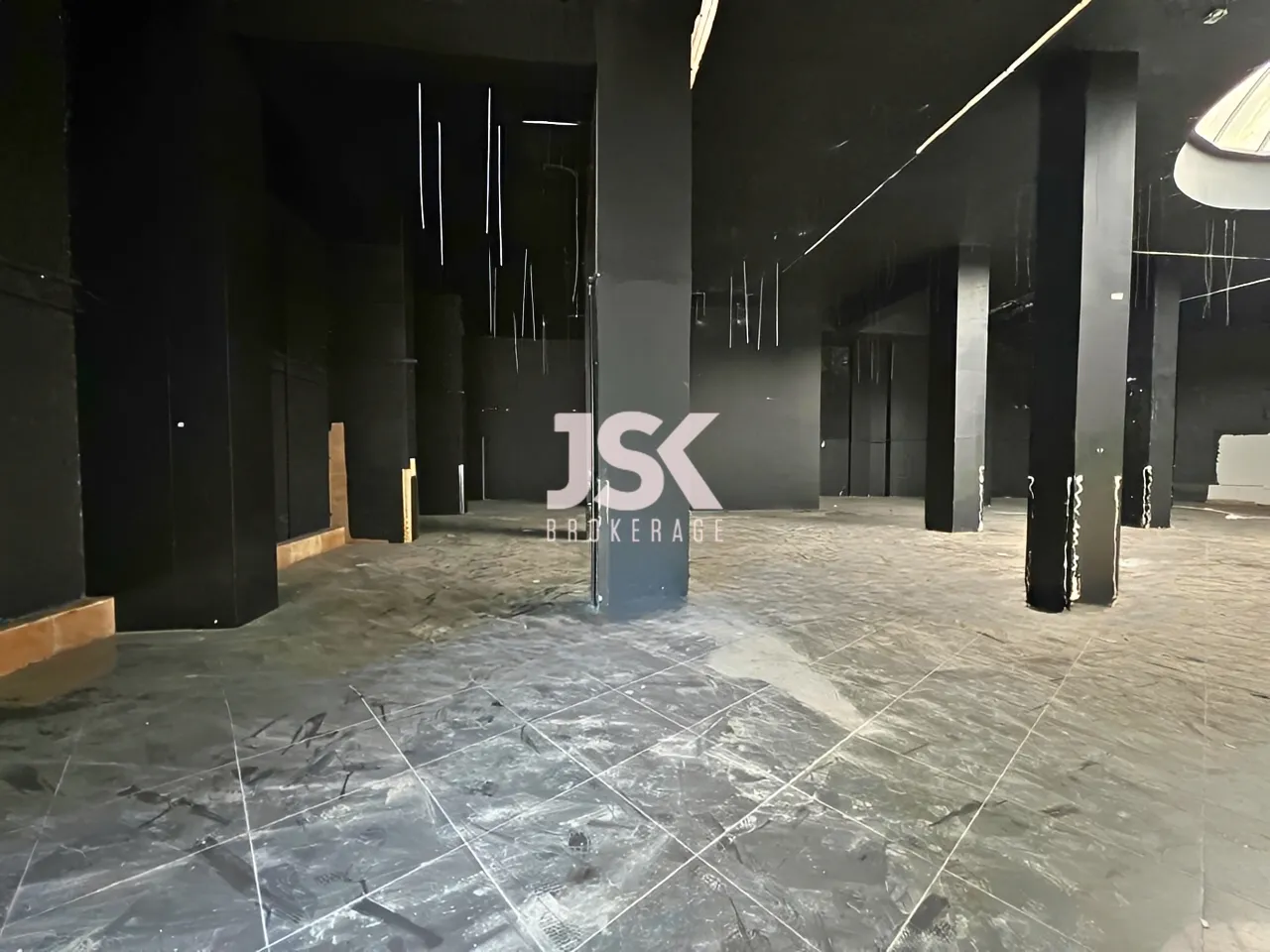 Shop for Rent in Achrafieh