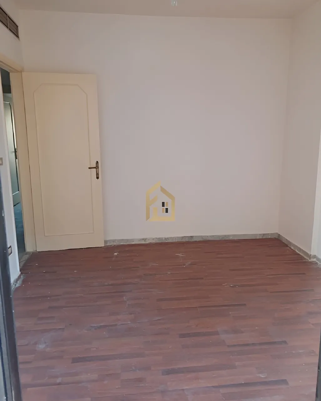 Apartment for sale in Salim Salam, Bayrut, Lebanon