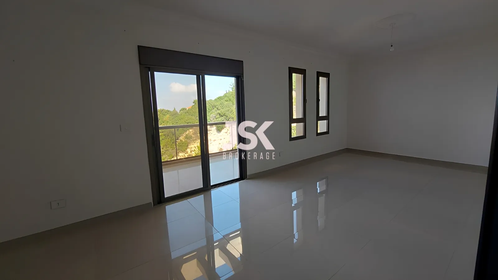 Apartment for Rent in Halat