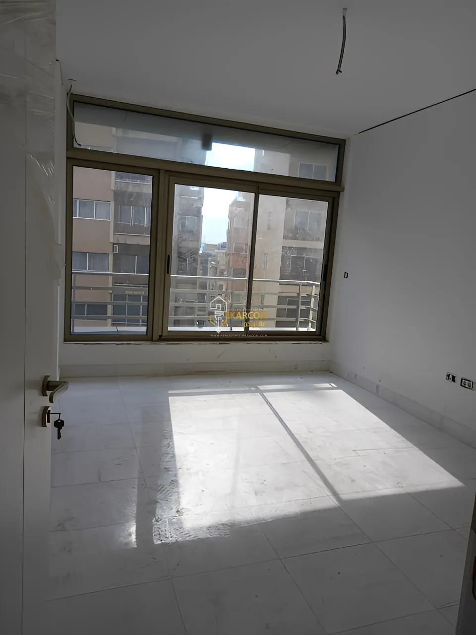 Apartment for Sale in Ras Beirut - 3 bed, 4 bath
