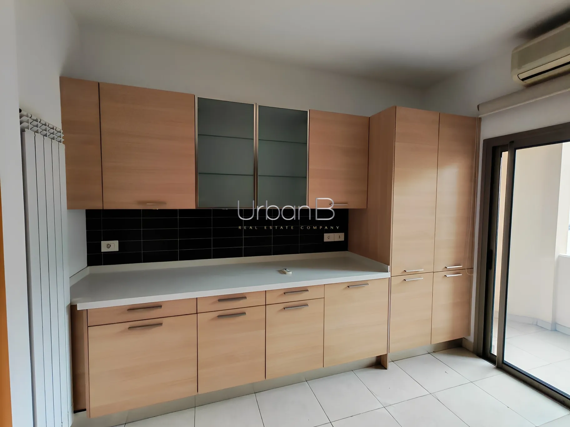 Apartment for Rent in Mar Meter, Achrafieh, Beirut