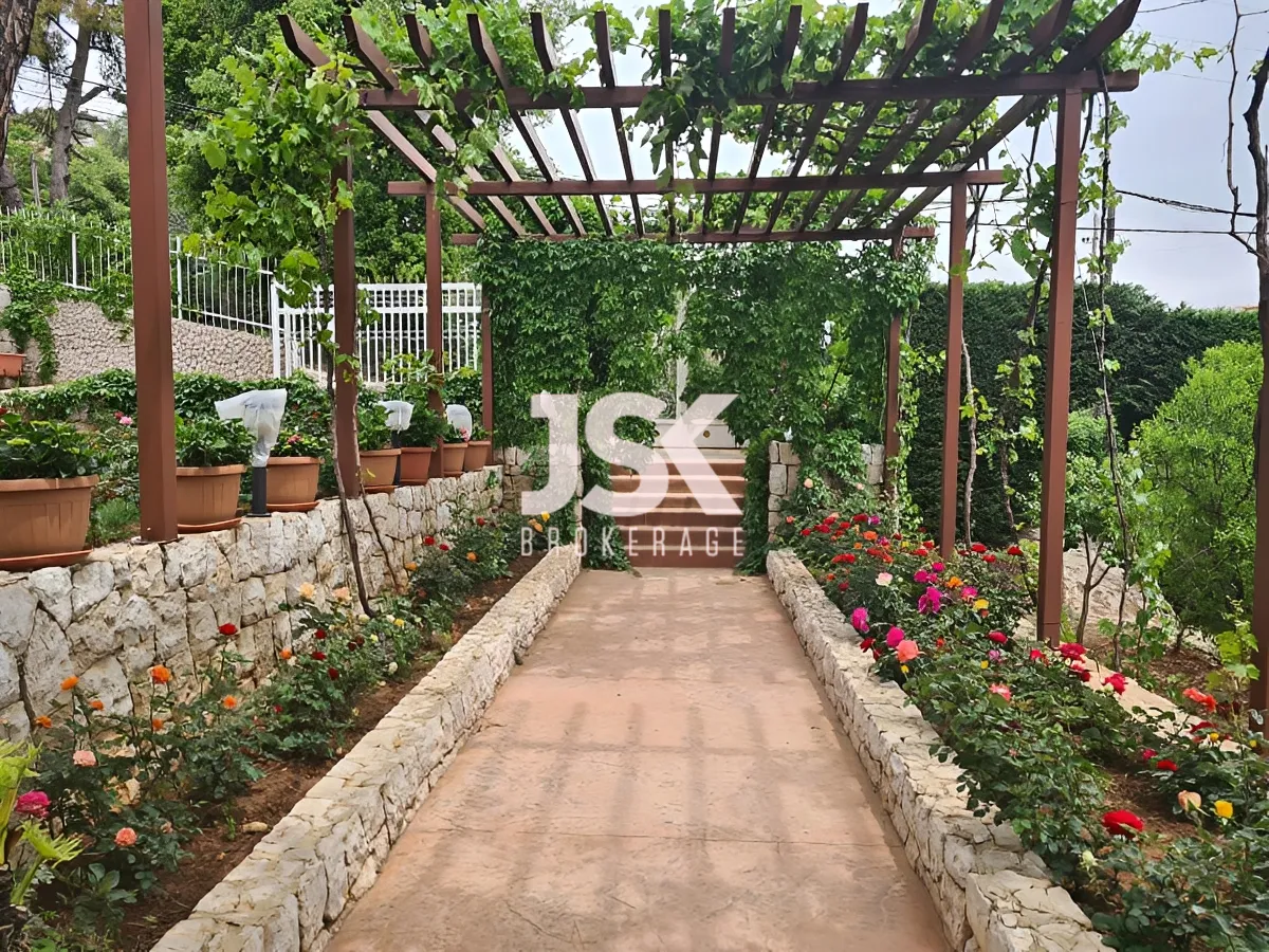 Villa for Sale in Ajaltoun, Lebanon