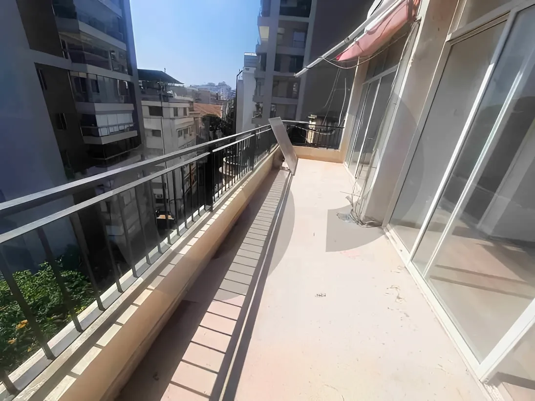 Apartment for Sale in Clemenceau, Bayrut, Lebanon