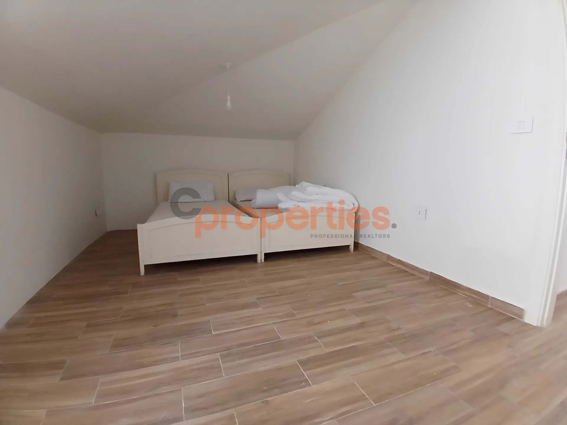 Apartment for Rent in Bharsaf
