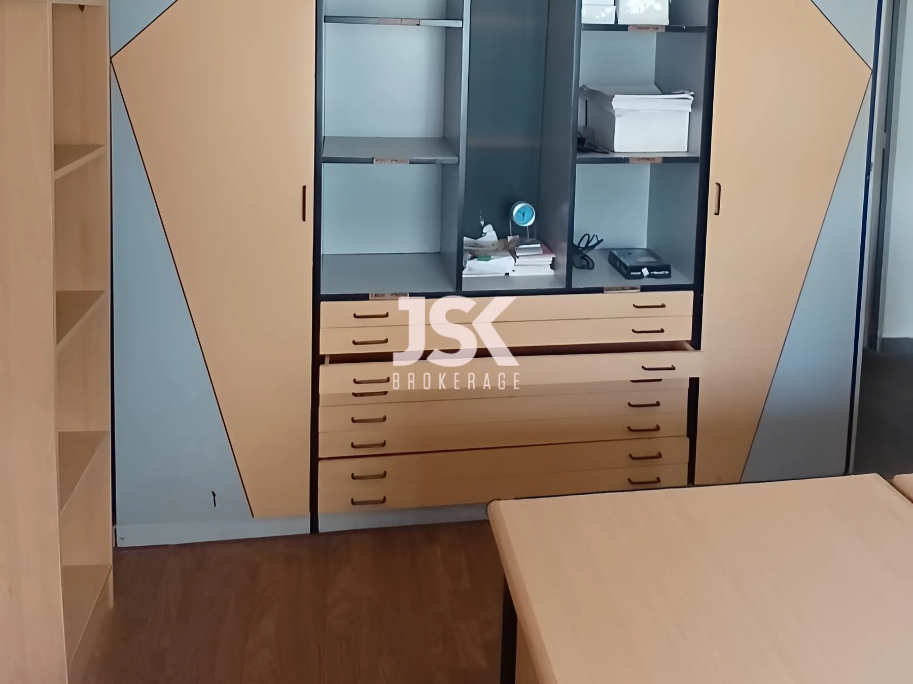 Office for Rent in Zalqa