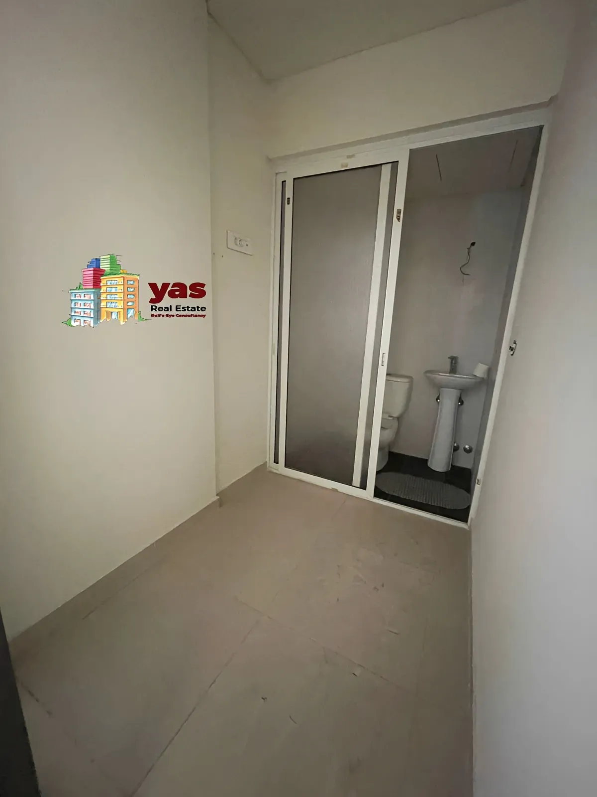 Apartment for Sale in Achrafieh - 2 bed, 3 bath