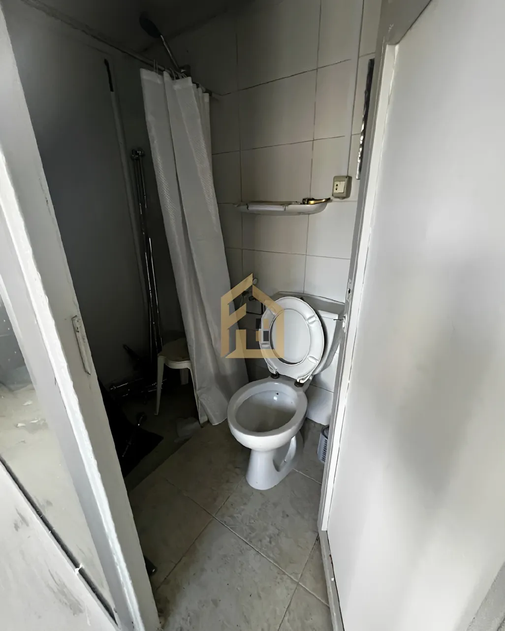 Apartment for sale in Raoucheh, Beirut, Lebanon - 2 bed, 2 bath