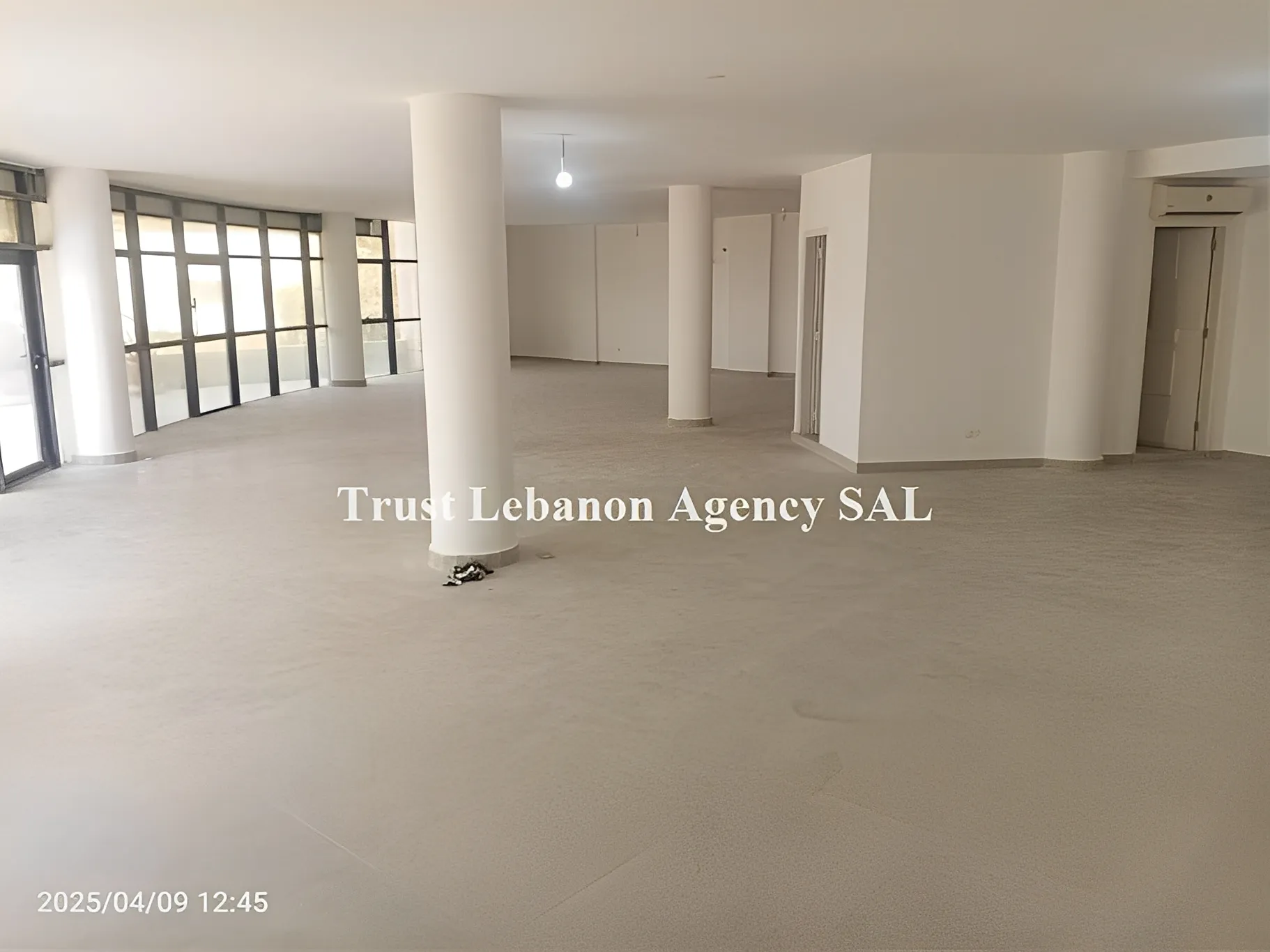 Office for rent in Baabda, Hazmieh