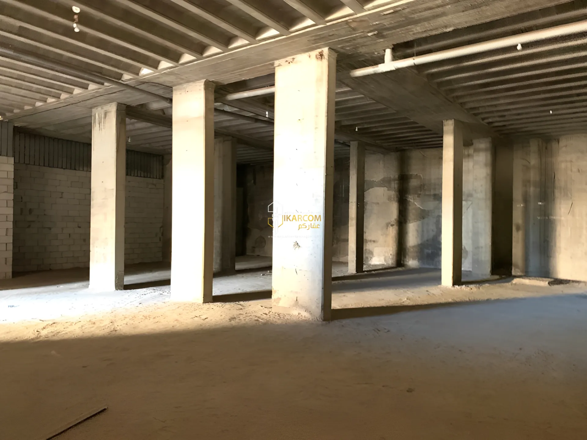 Warehouse for Sale in Mansourieh