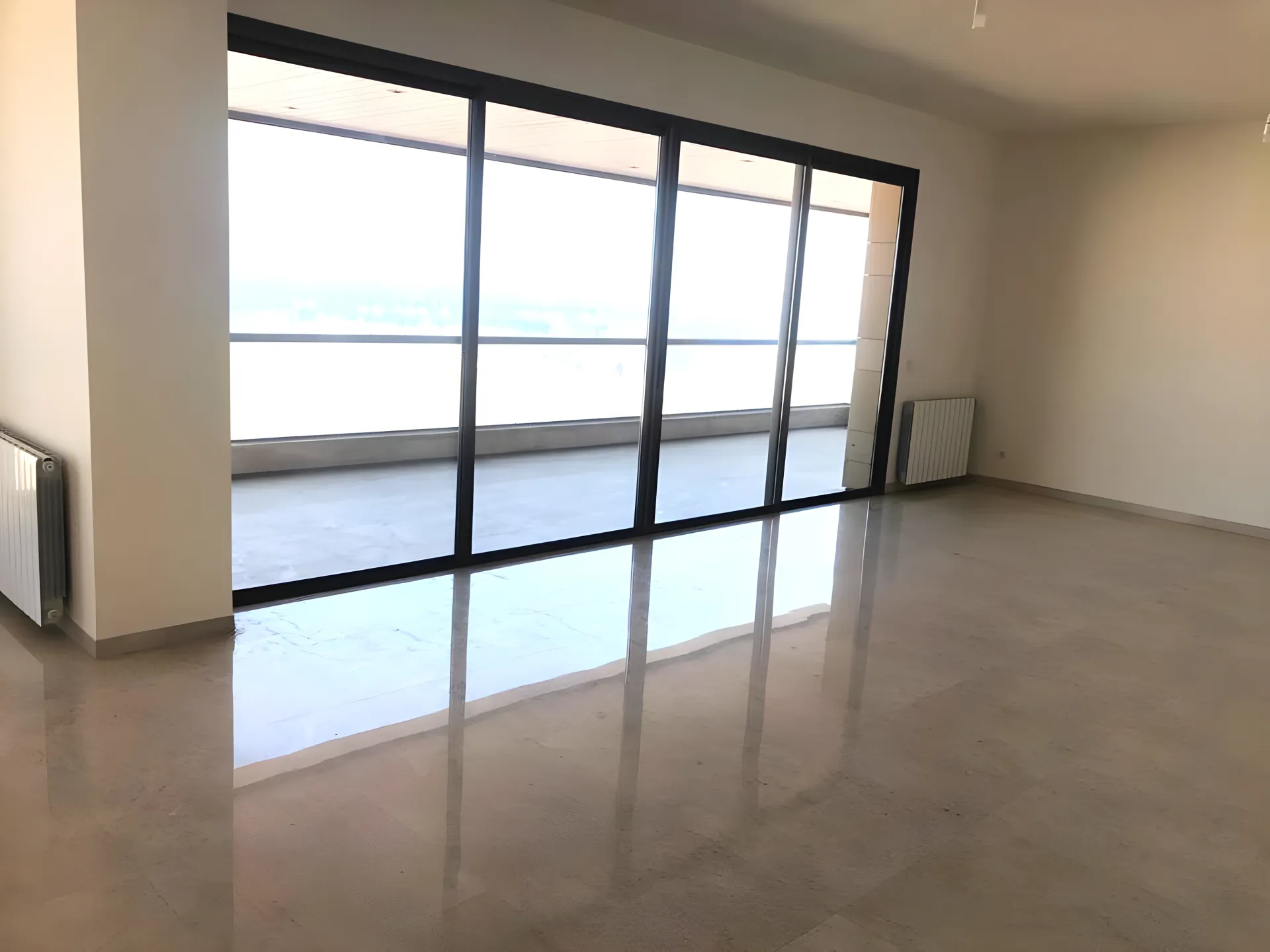 Apartment for Sale in Achrafieh - 3 bed, 5 bath