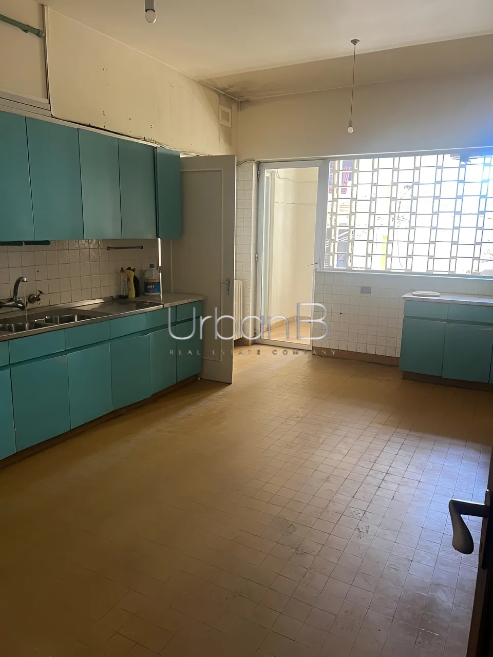 Office for rent in Achrafieh, beirut, lebanon