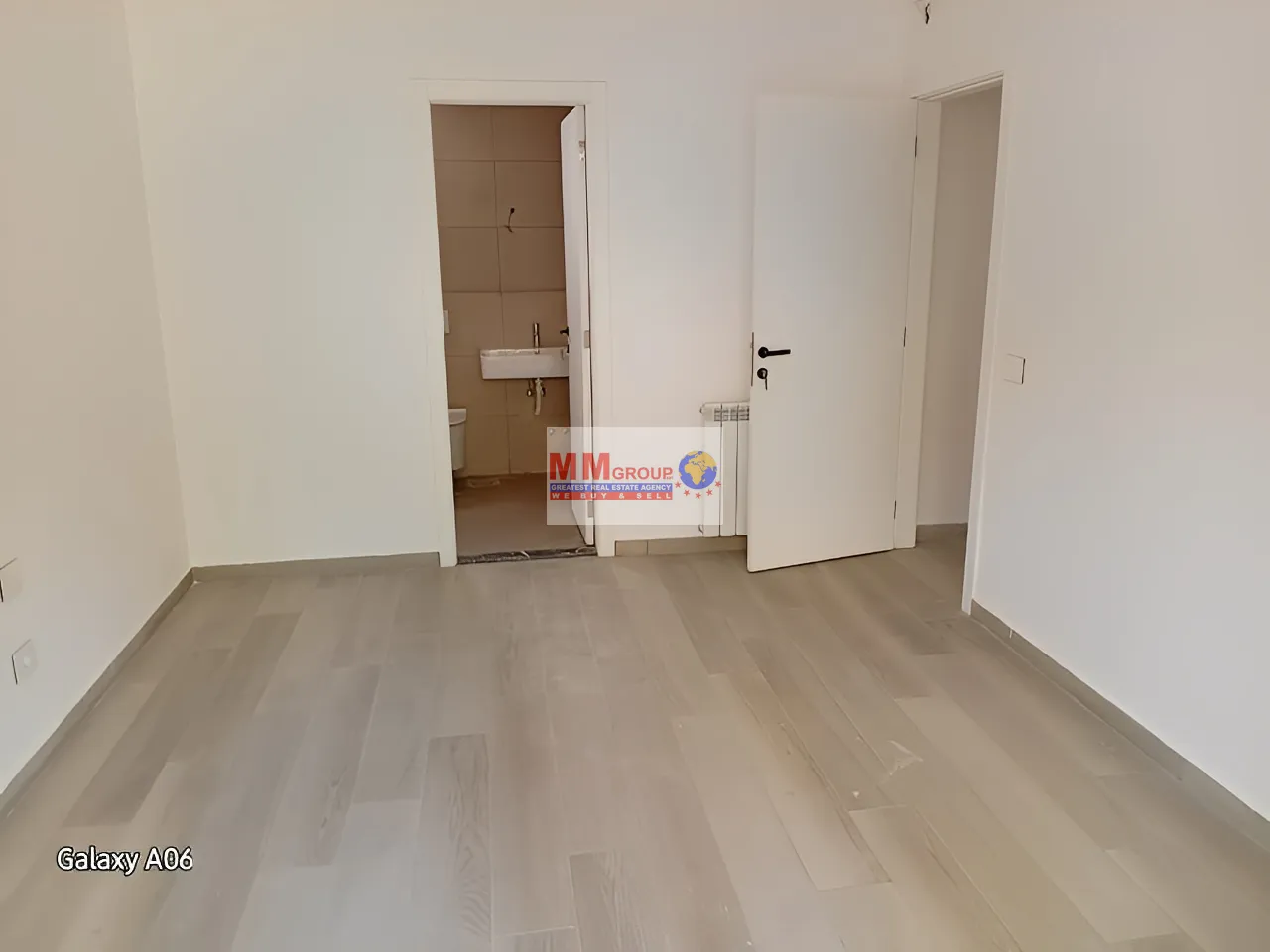 Apartment for Sale in Ain Najem