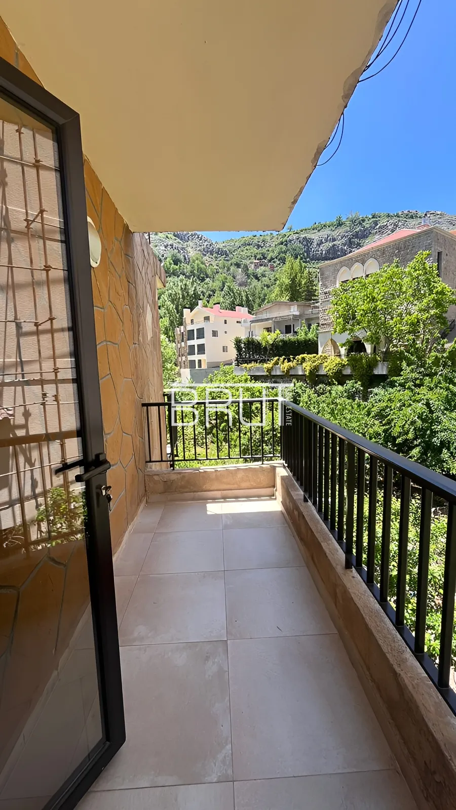 Apartment for Rent in Faraya - 2 bed, 2 bath