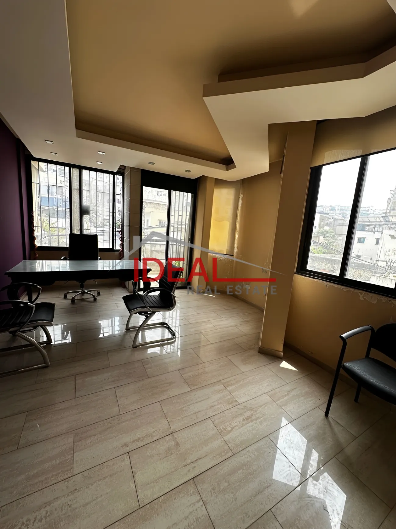 Office for rent in Hadath