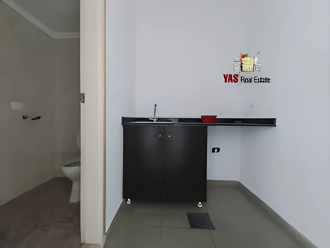 Office for rent in Jounieh