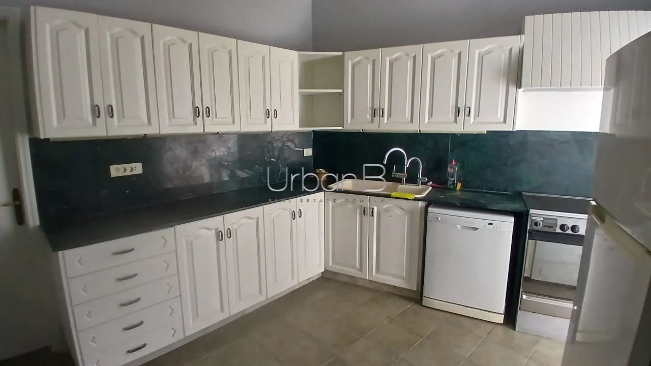 Apartment for rent in Furn el hayek, beirut, lebanon