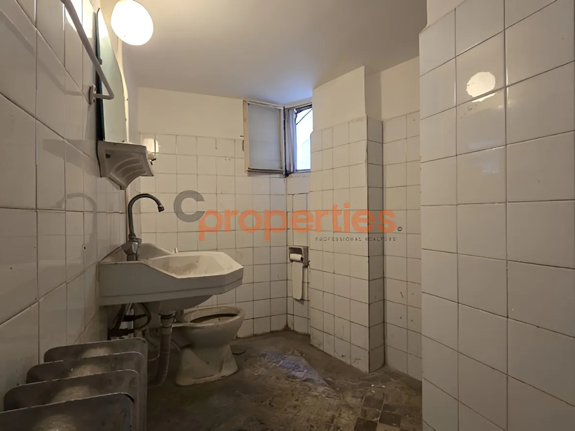 Apartment for Sale in Forn El Chebbak