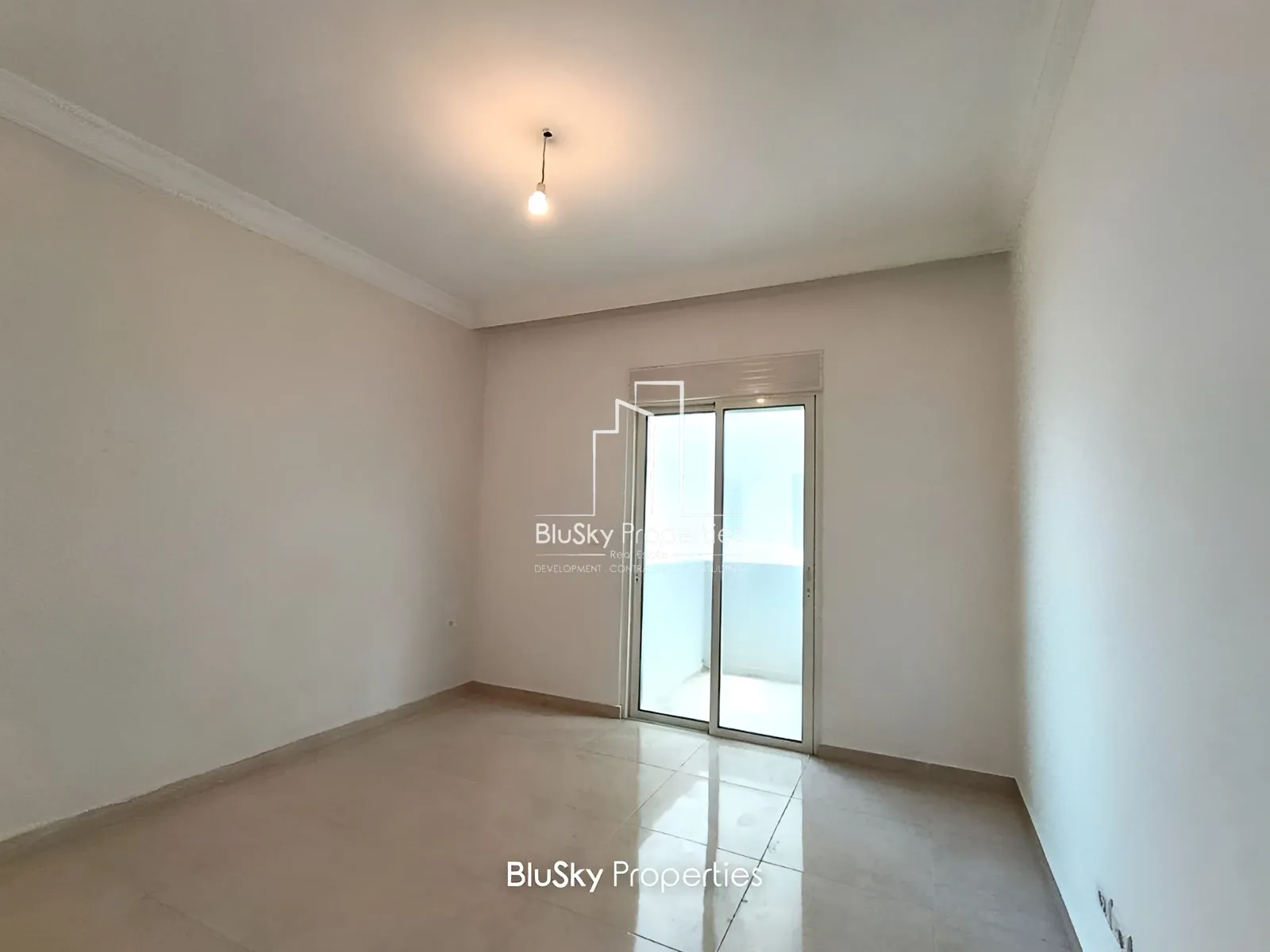 Apartment for Sale in Haret Sakher