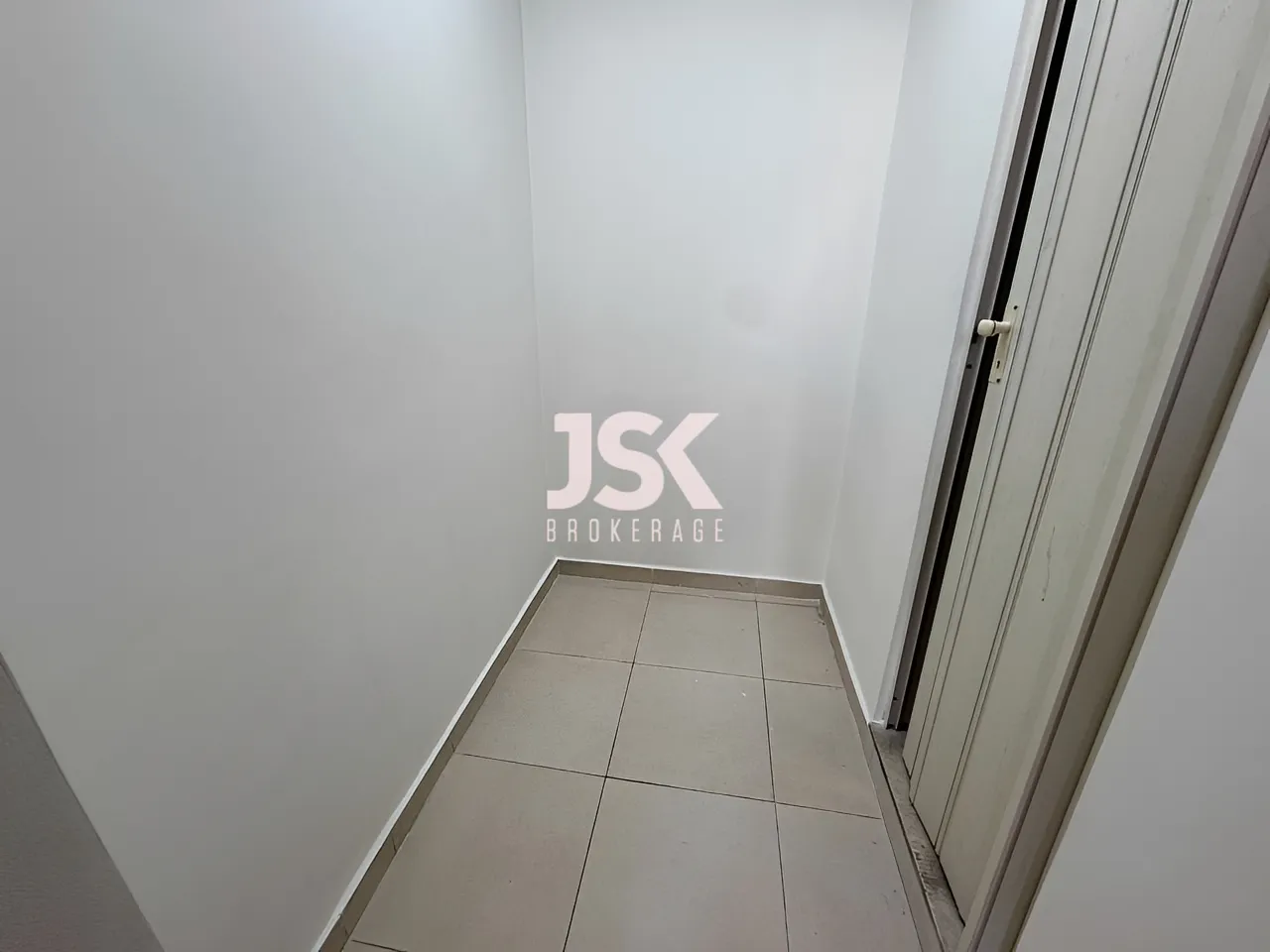 Apartment for Sale in Msaytbeh