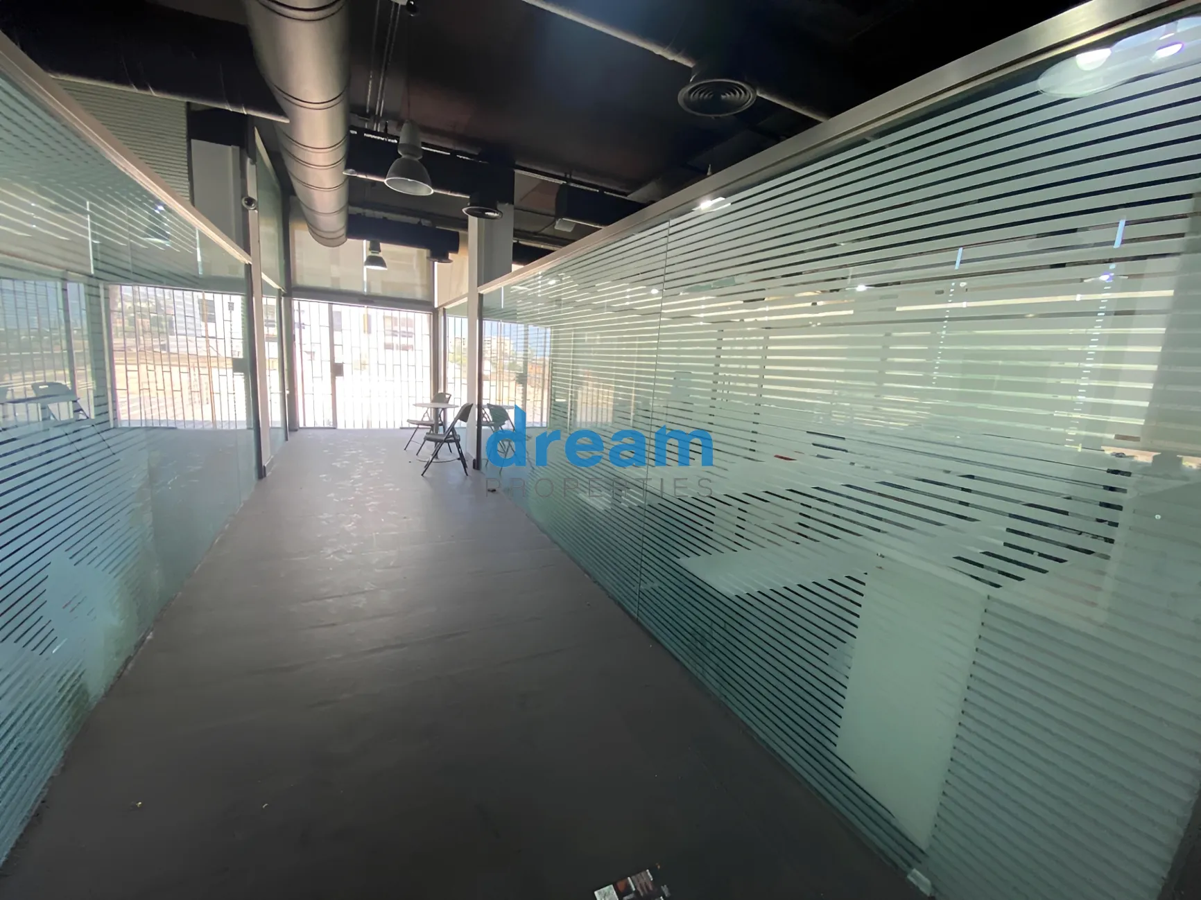 Office for sale in Horch Tabet